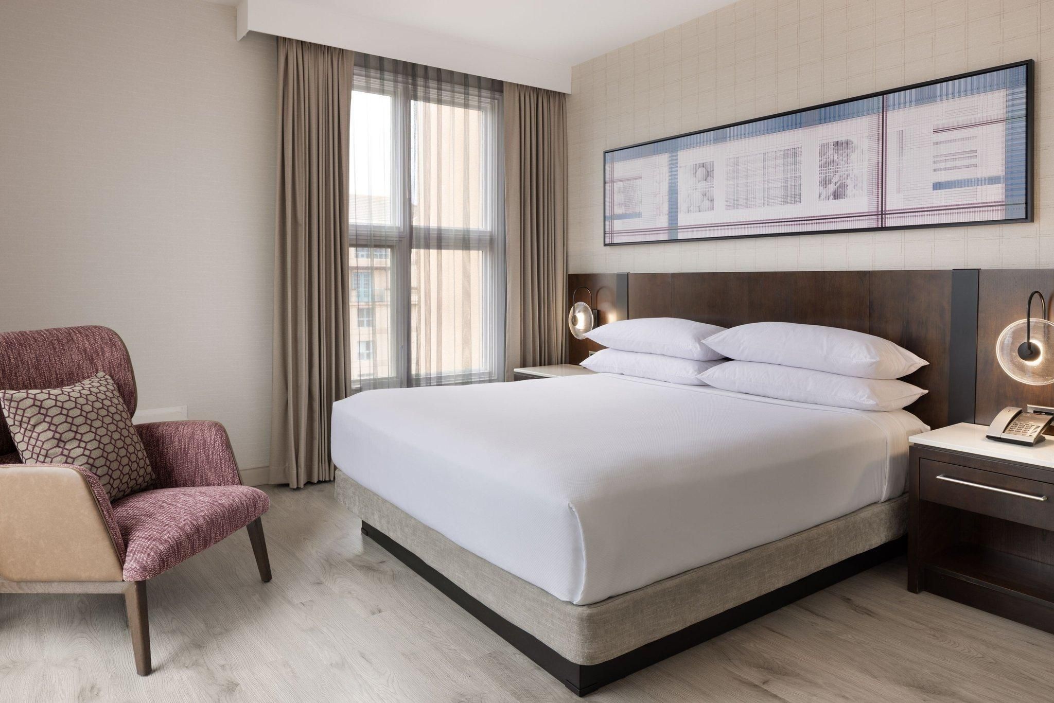 Guest Room, 1 King