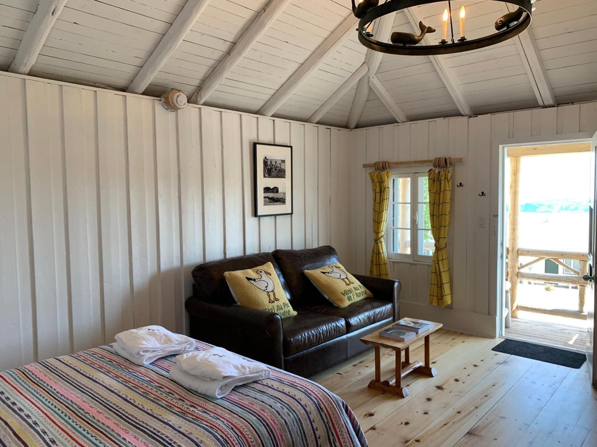 Cottage Double Room with Kitchenette