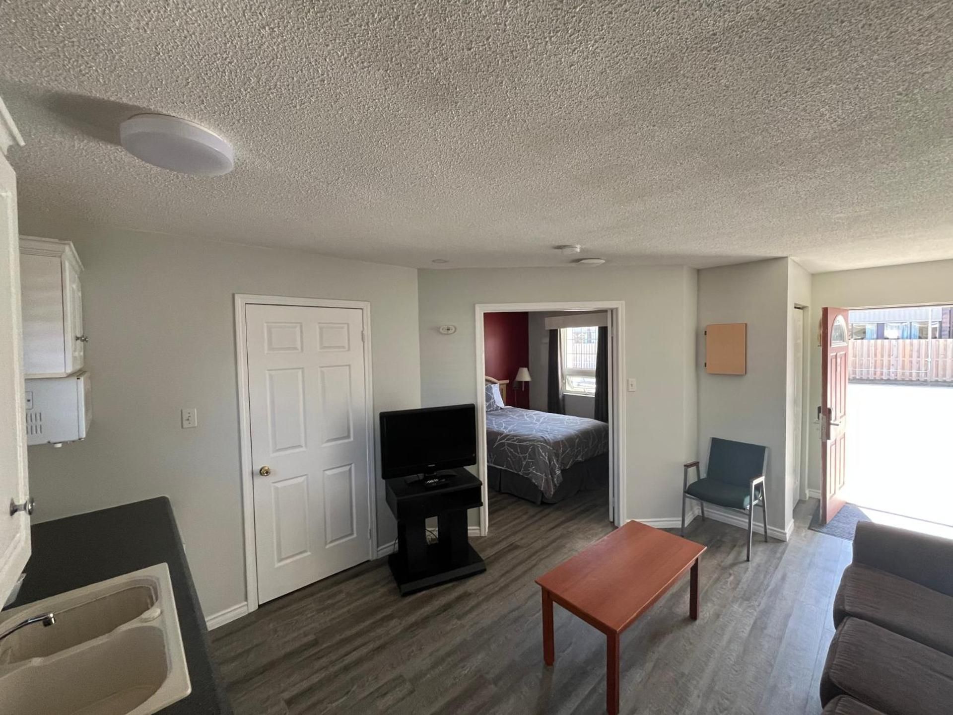 Standard Suite
