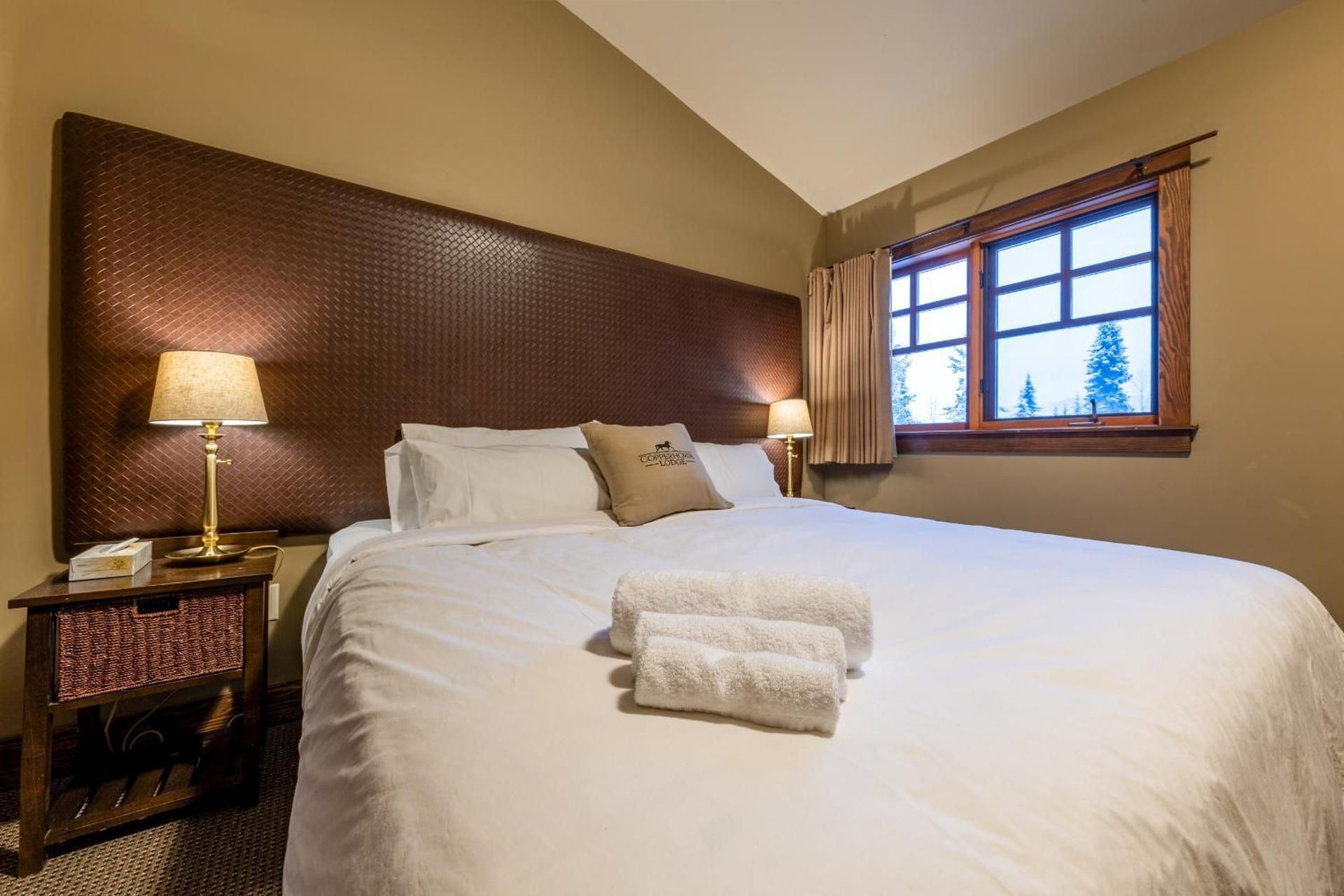 Deluxe King Room