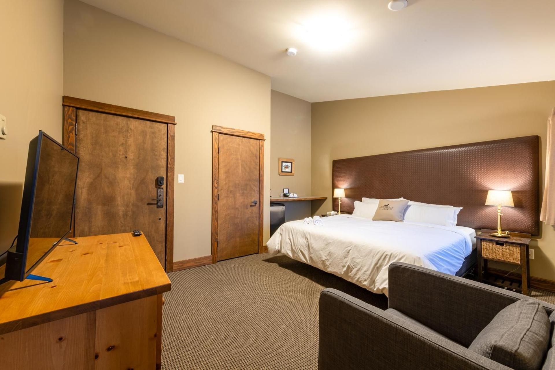 Standard King Room
