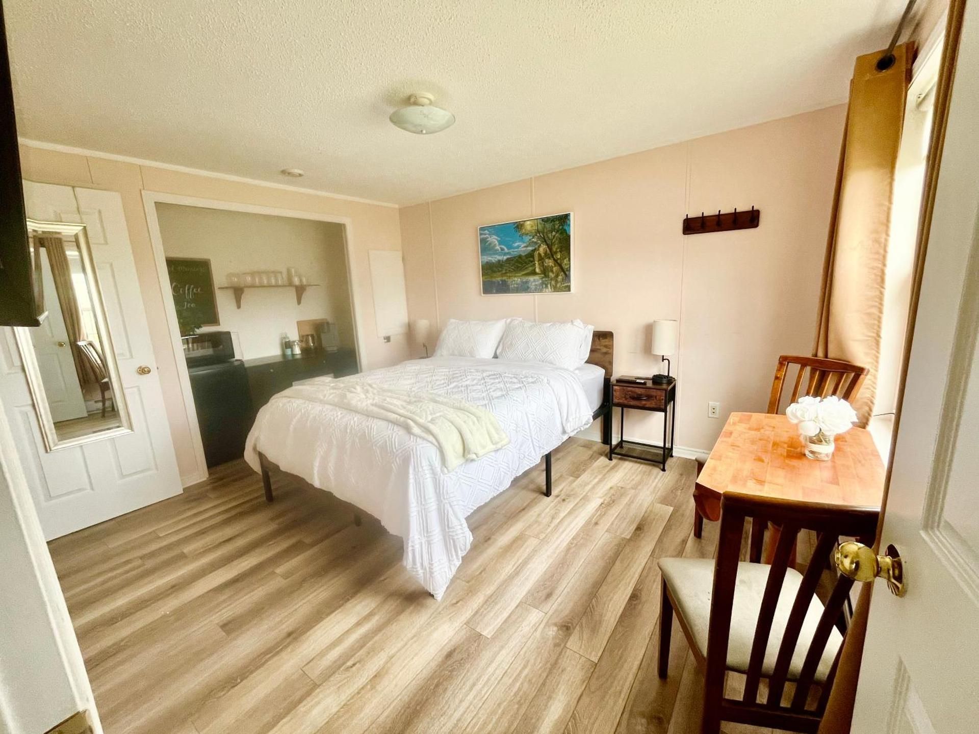 Queen Suite