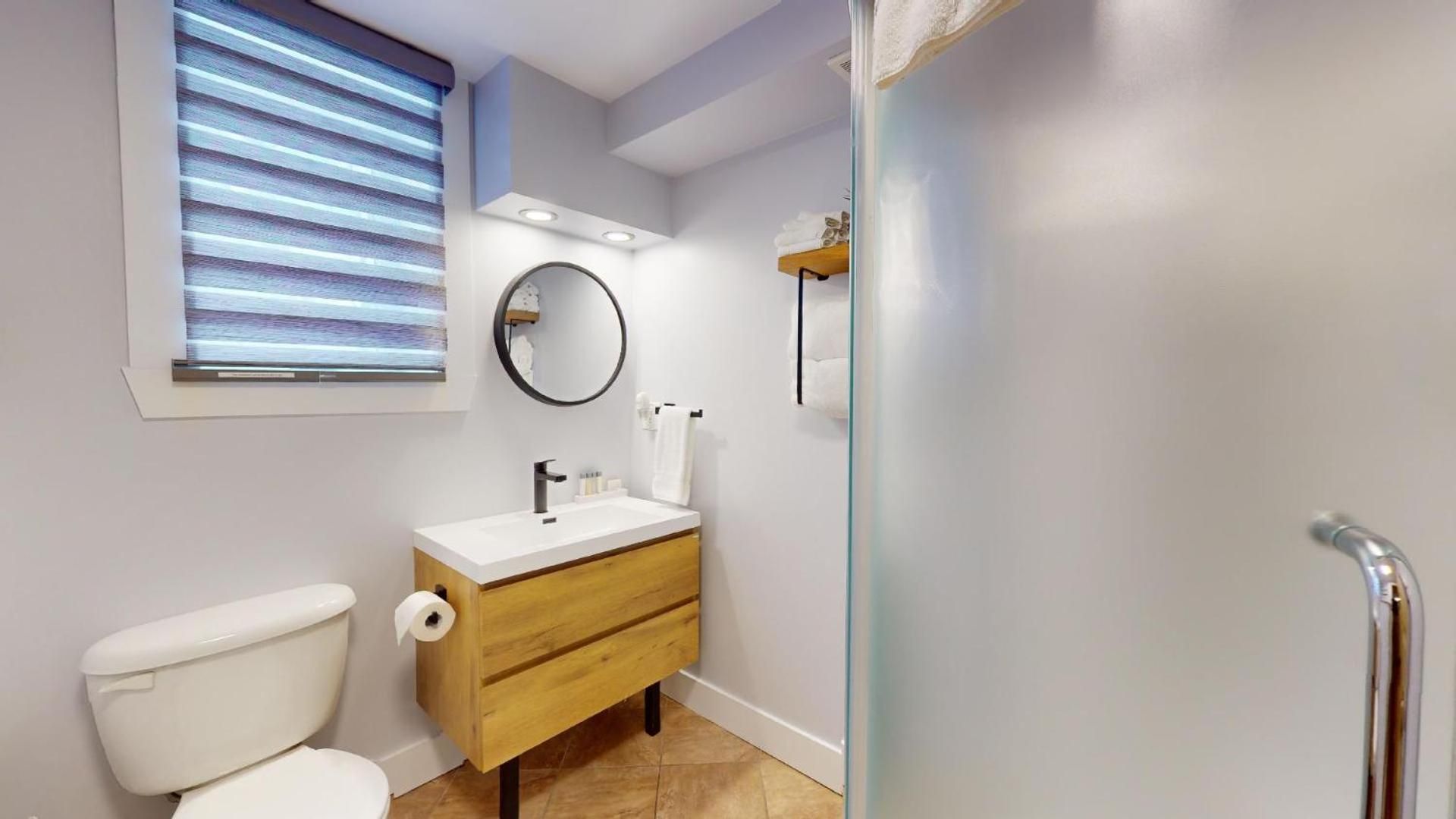 One-Bedroom Apartment - 0.6 mi Away