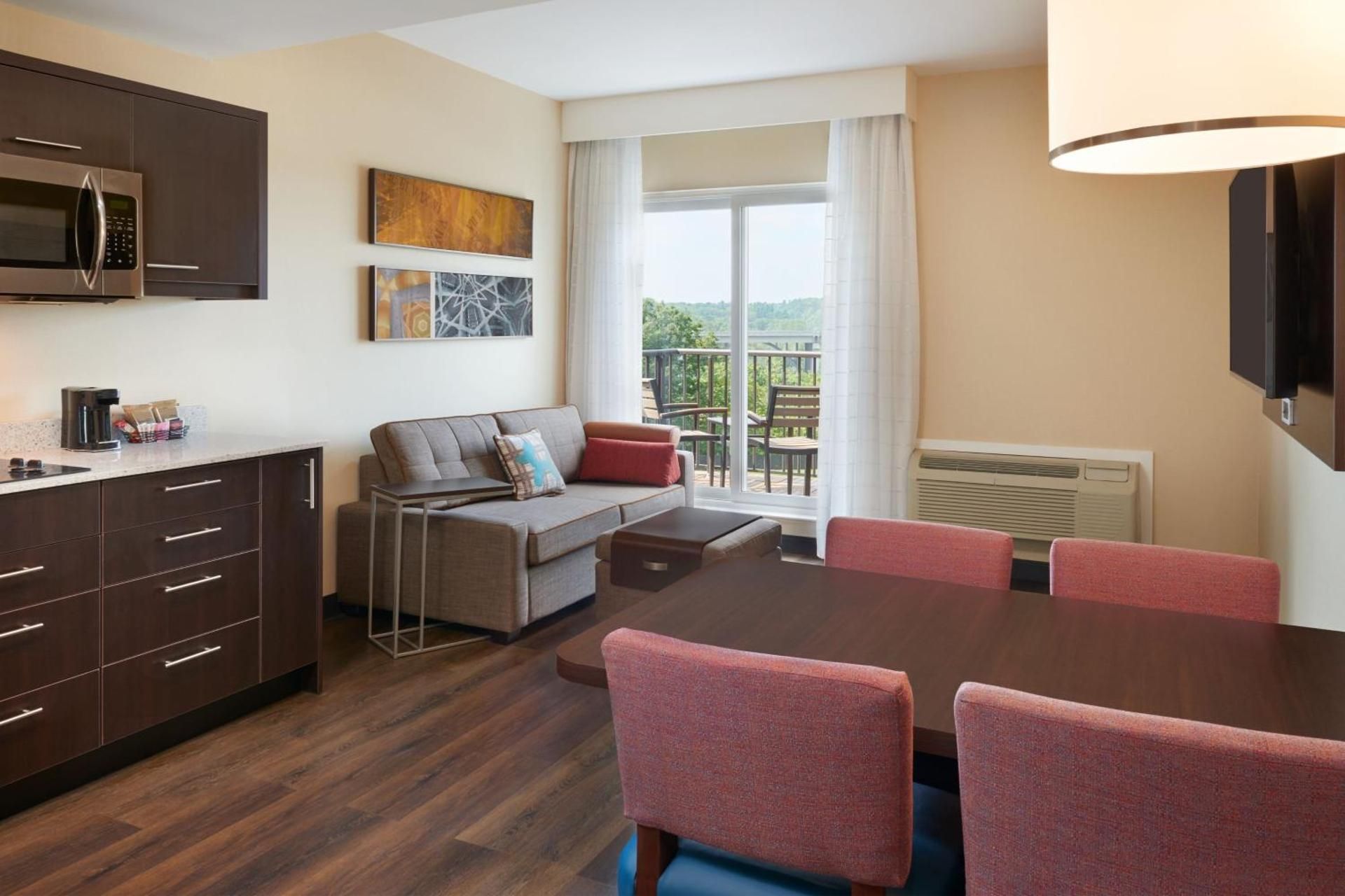 One-Bedroom Suite with Two Queen Beds, Sofa Bed and Balcony