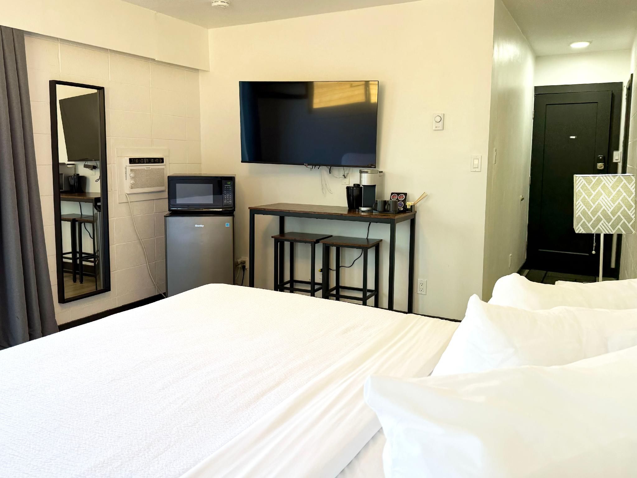 The Spot Classic King Room 2