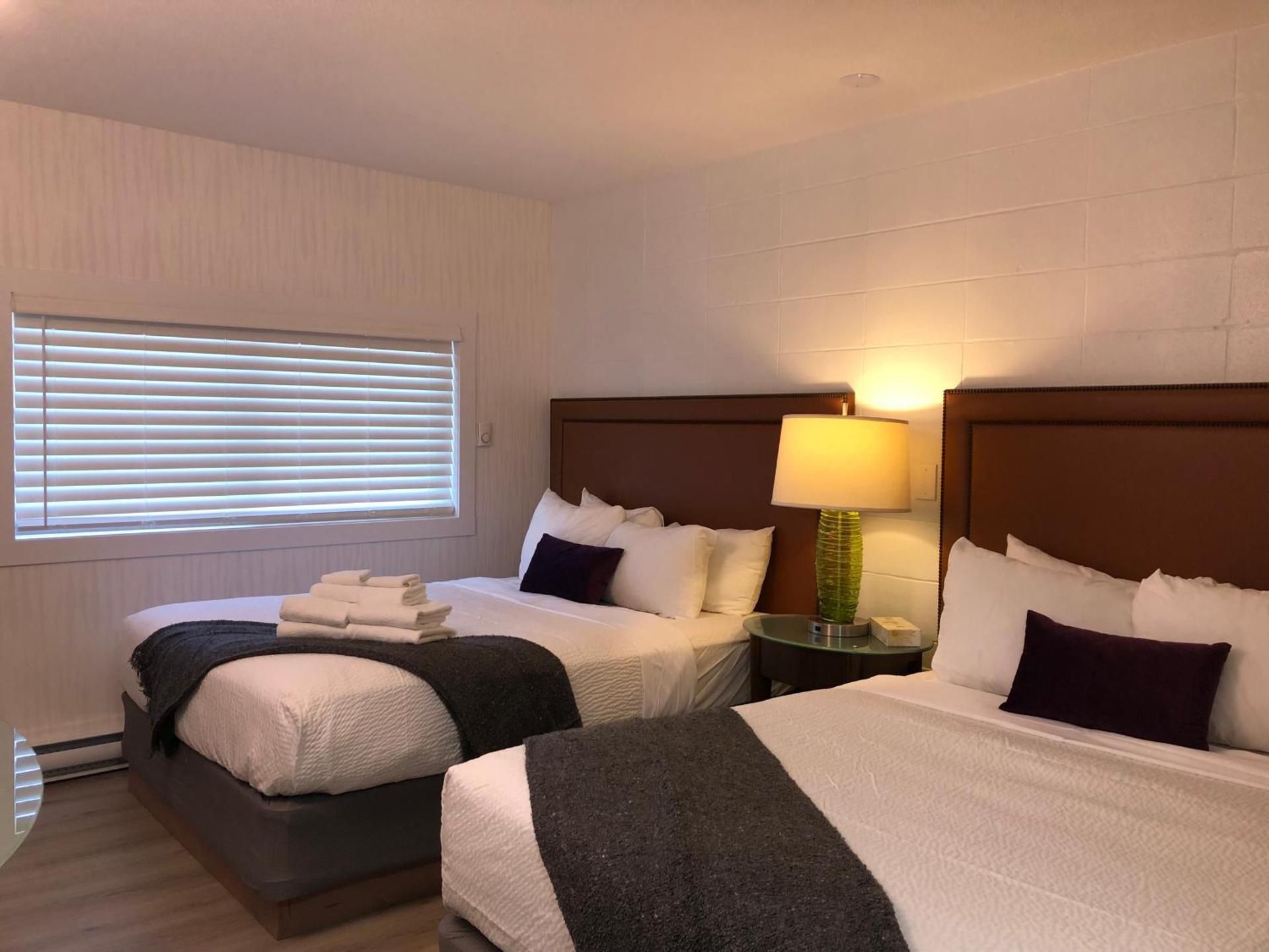 The Spot Queen Room with Two Queen Beds