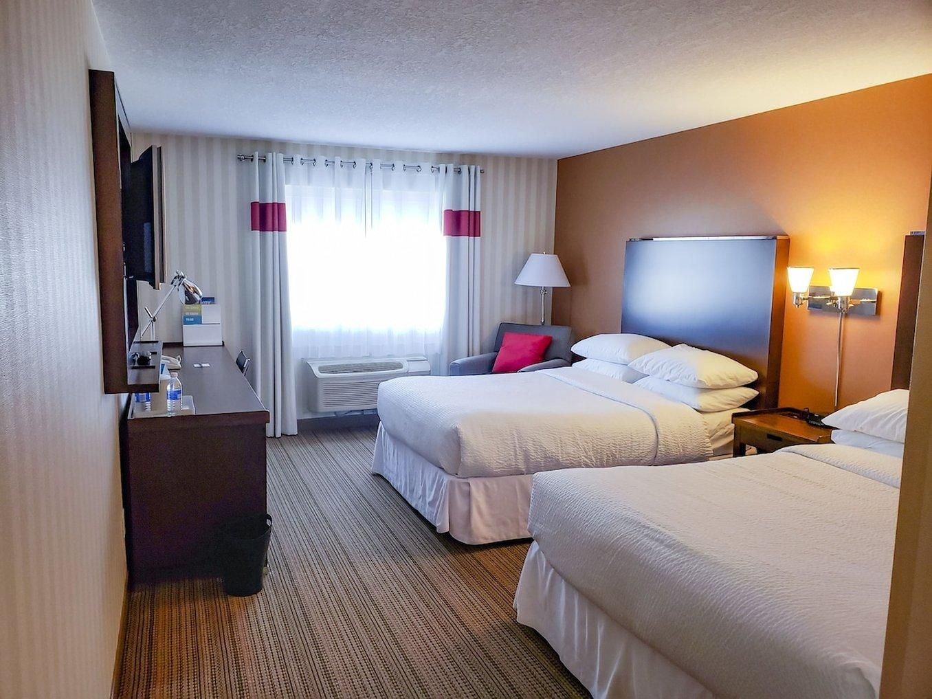 TWO BEDROOM DELUXE QUEEN SUITE