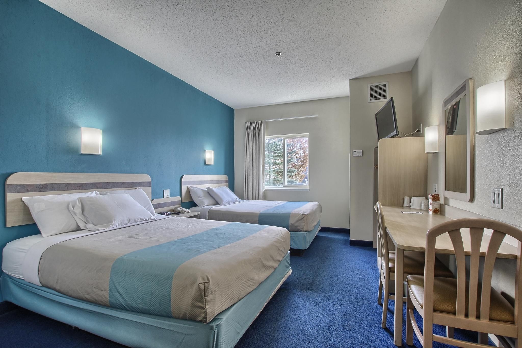 2 QUEEN BEDS | NON-SMOKING, MICFRIDGE