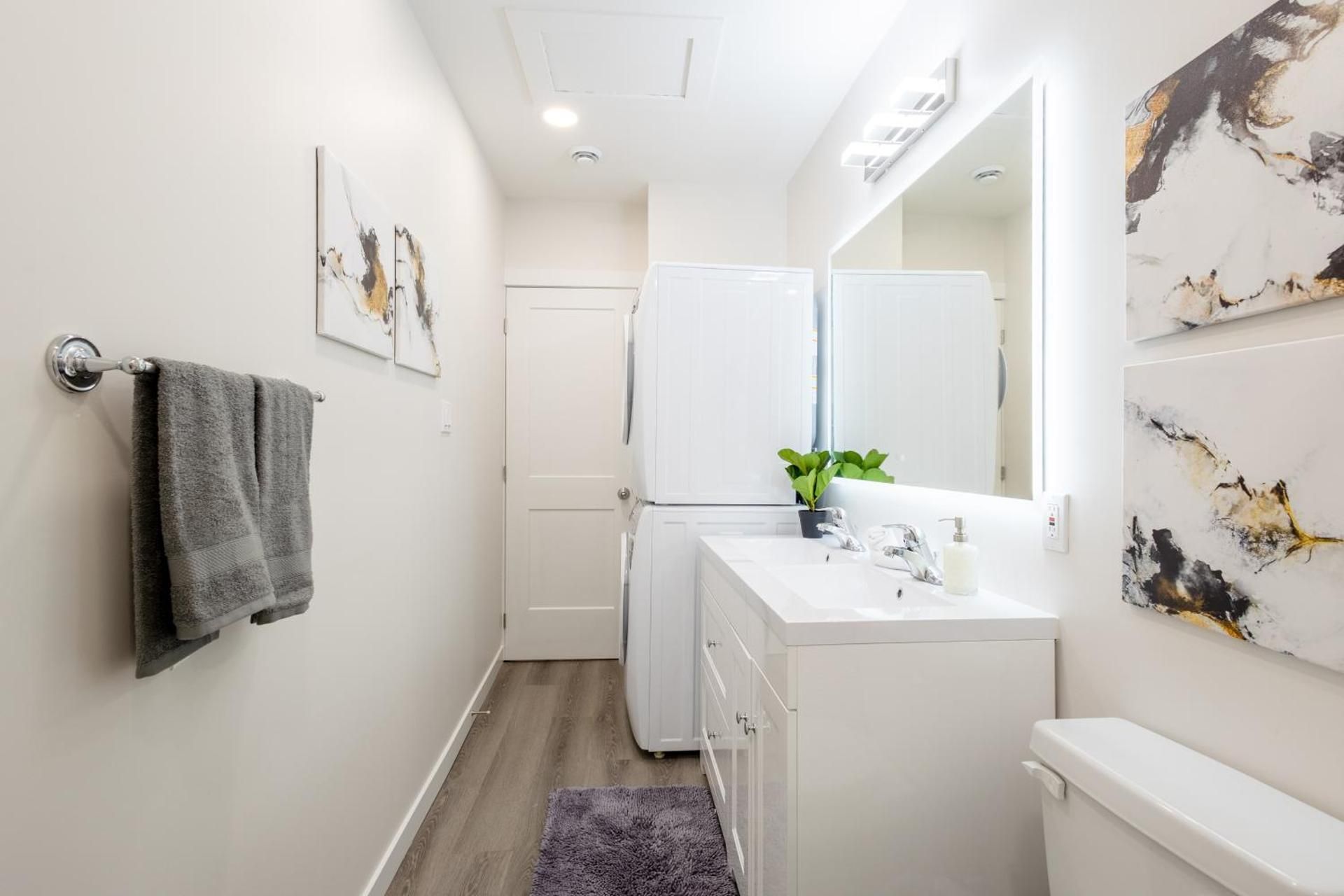 Victoria's Lookout Two-Bedroom Apartment