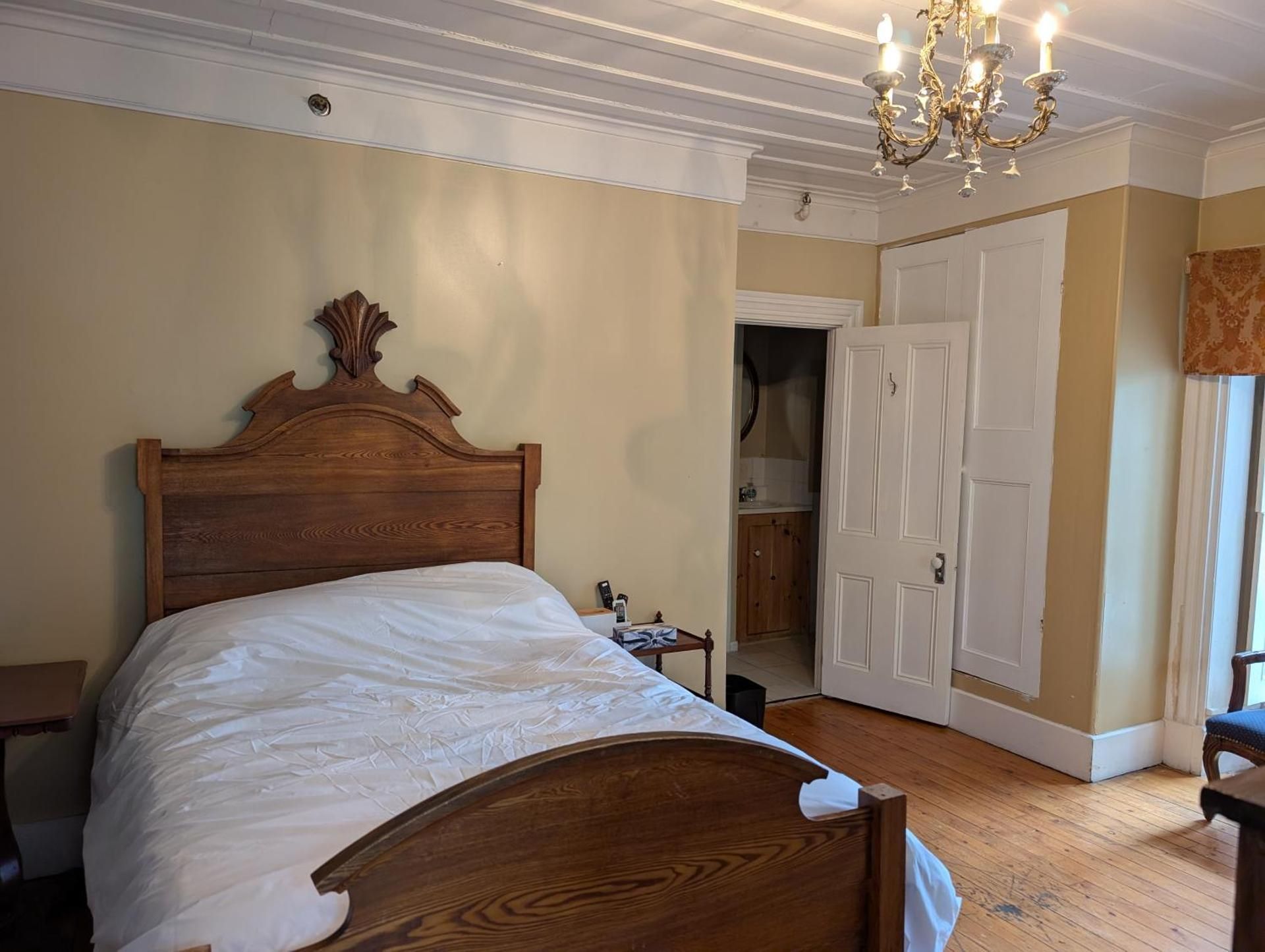 Economy Double Room