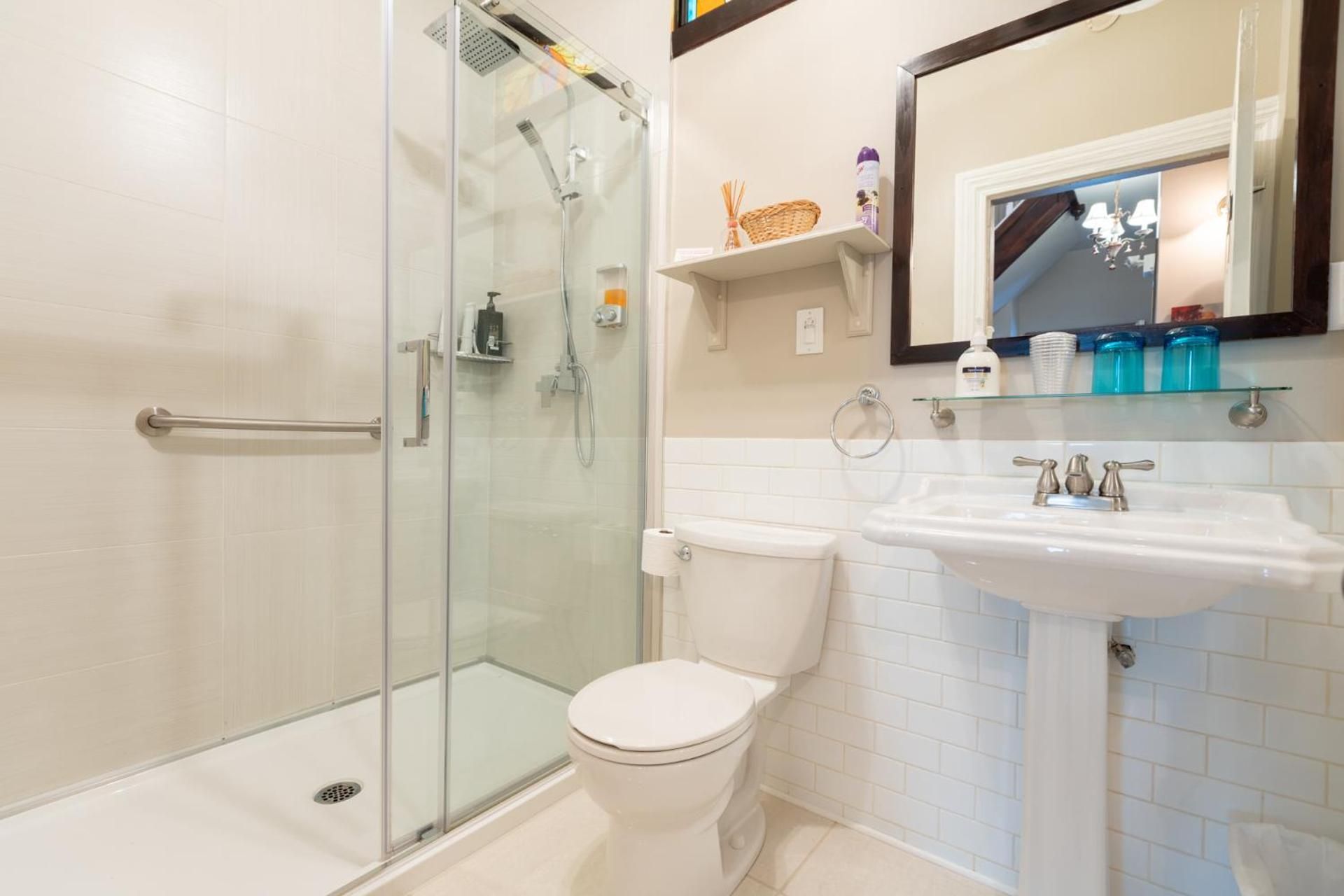 Triple Room with Private Bathroom