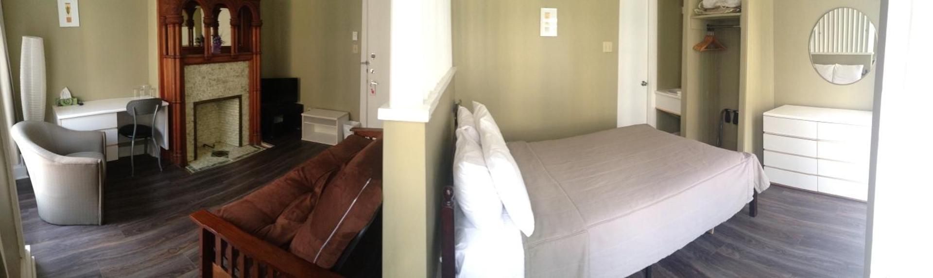 Queen Room with Sofa Bed and Private Bathroom