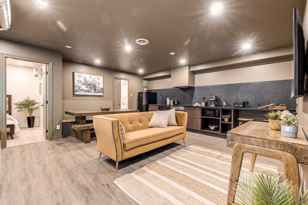 St. Ursule Two-Storey Oasis