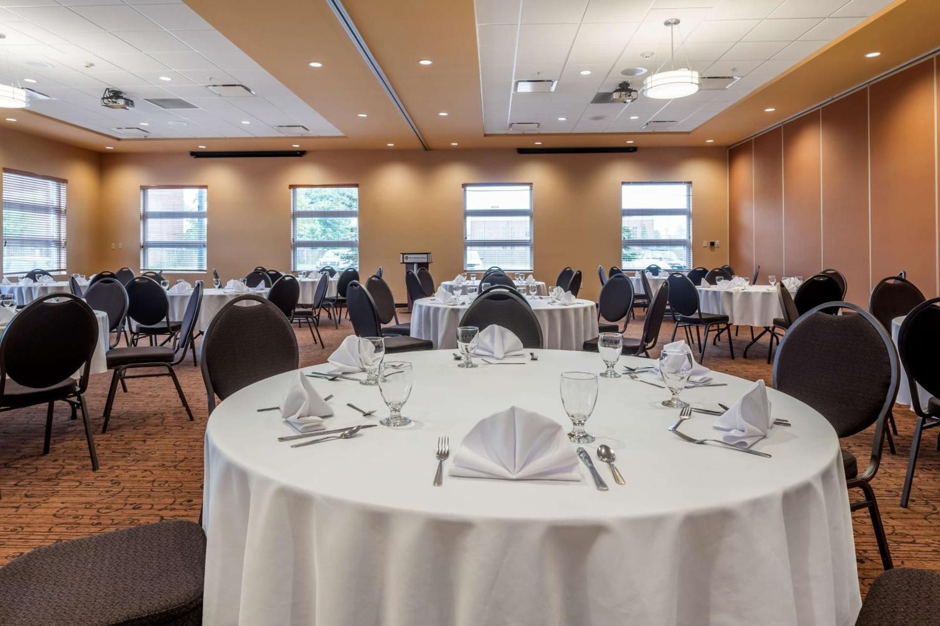 meeting room / ballrooms