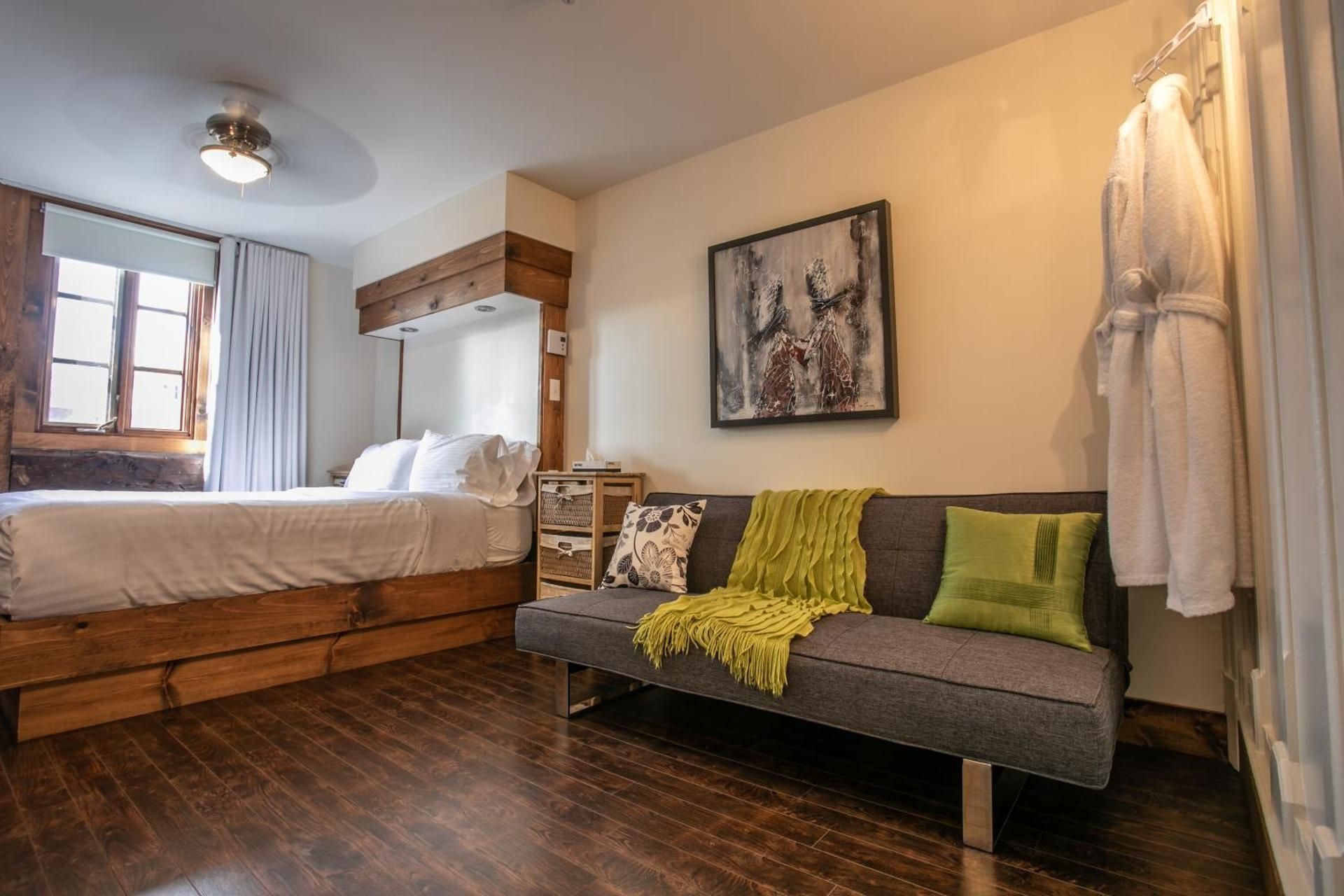 Queen Room