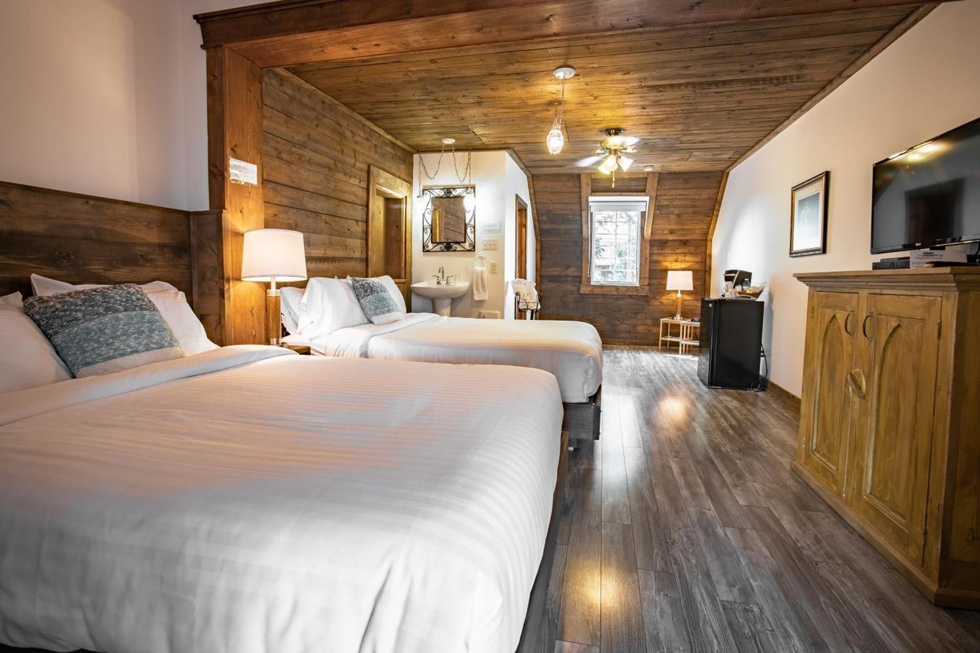 Double Room with Two Double Beds