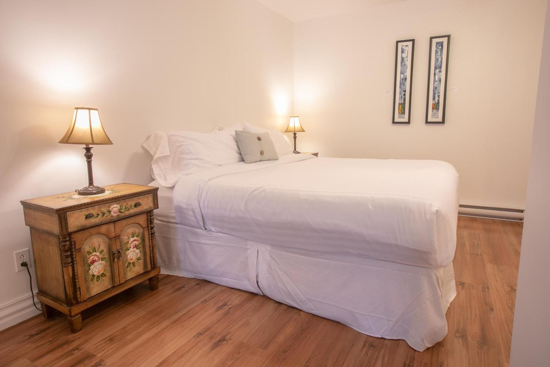 King Suite with Spa Bath