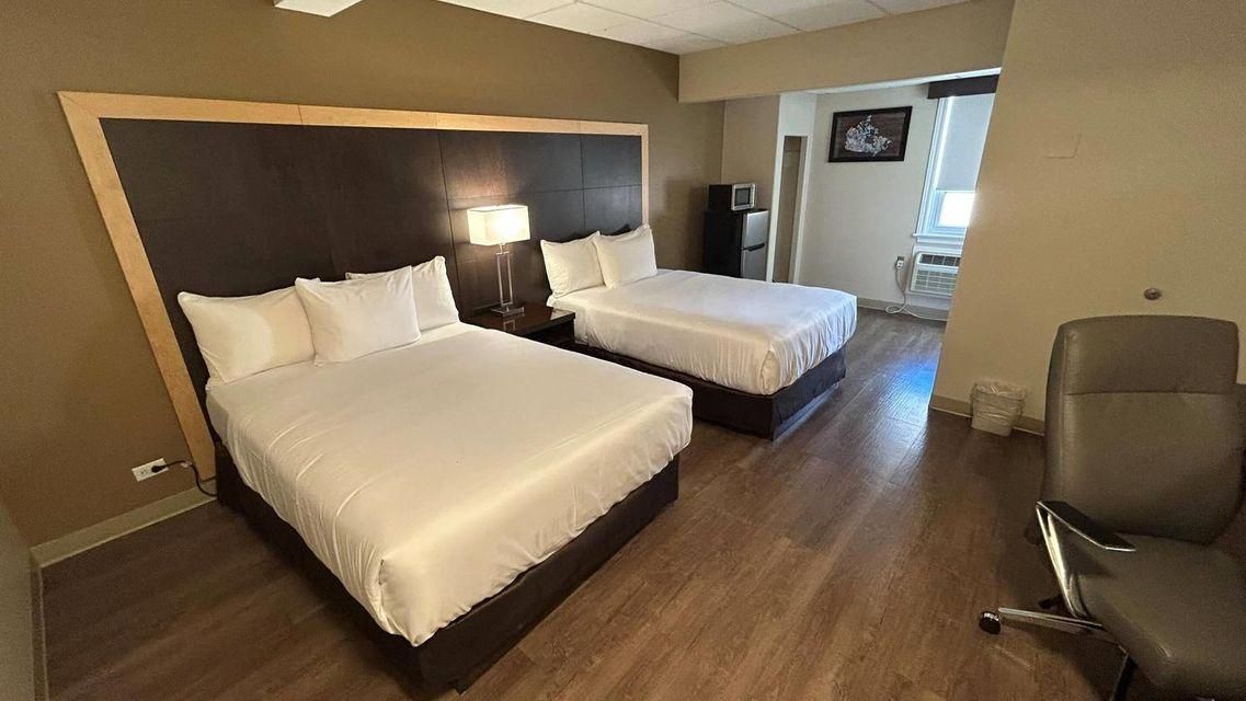 Double Room with Two Double Beds - Non-Smoking