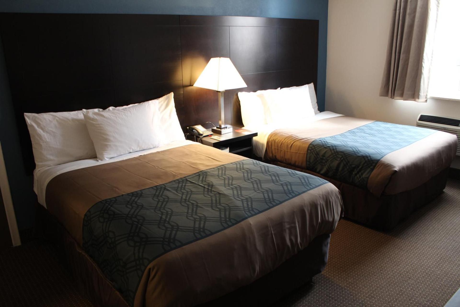 Double Room with Two Double Beds - Non-Smoking