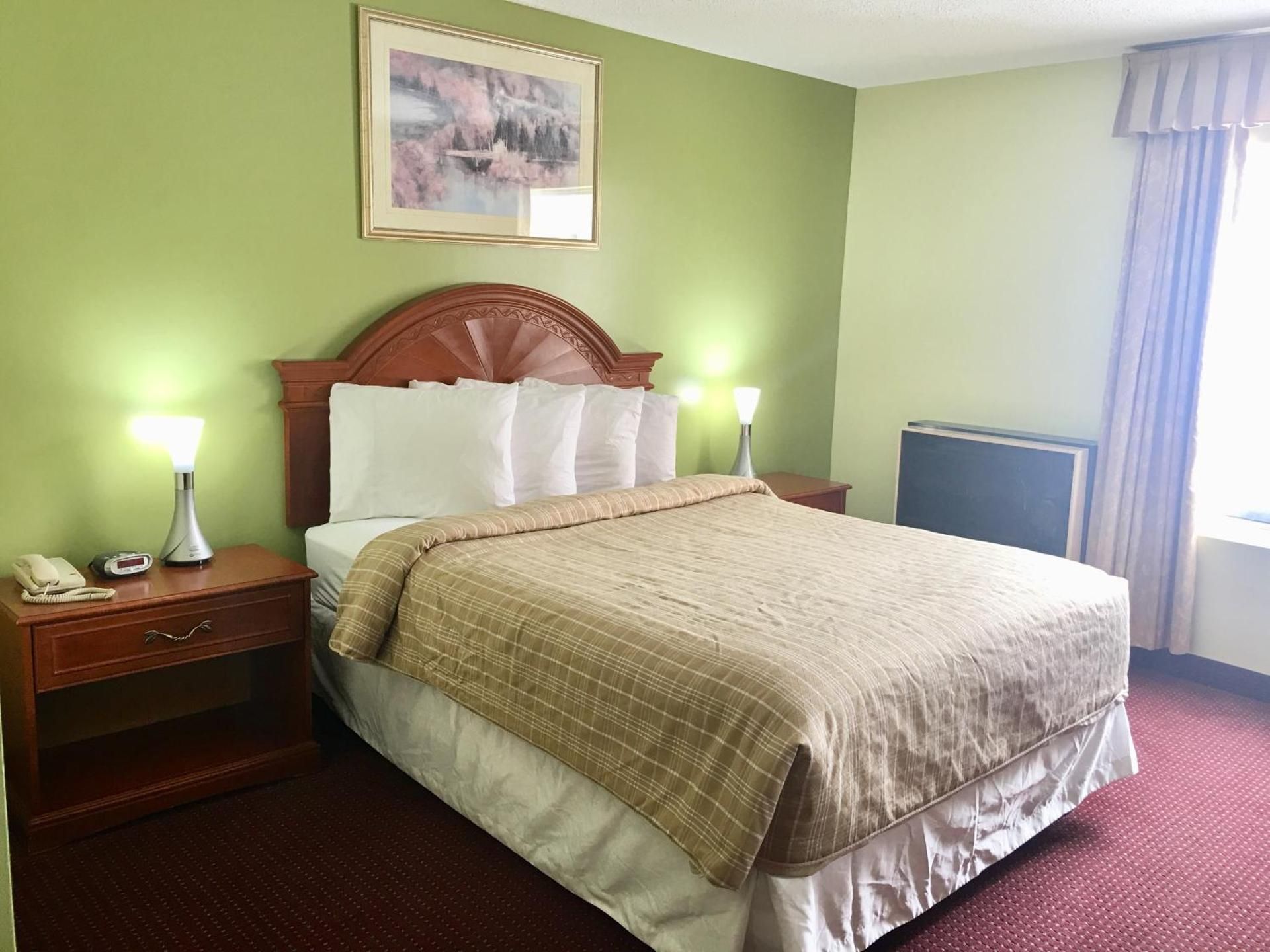Queen Room
