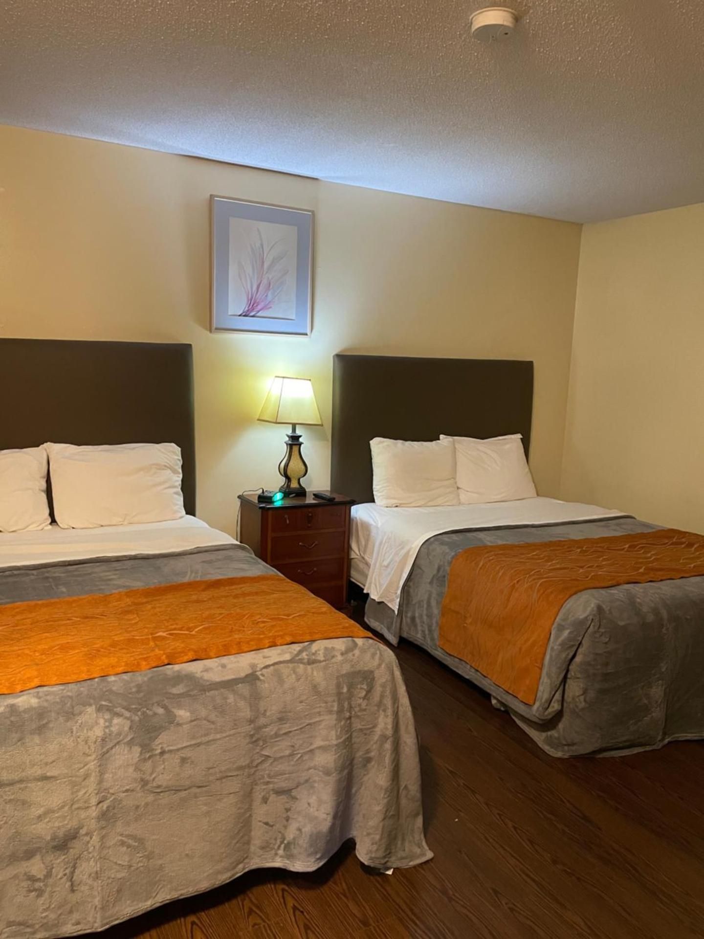 Standard Queen Room with Two Queen Beds