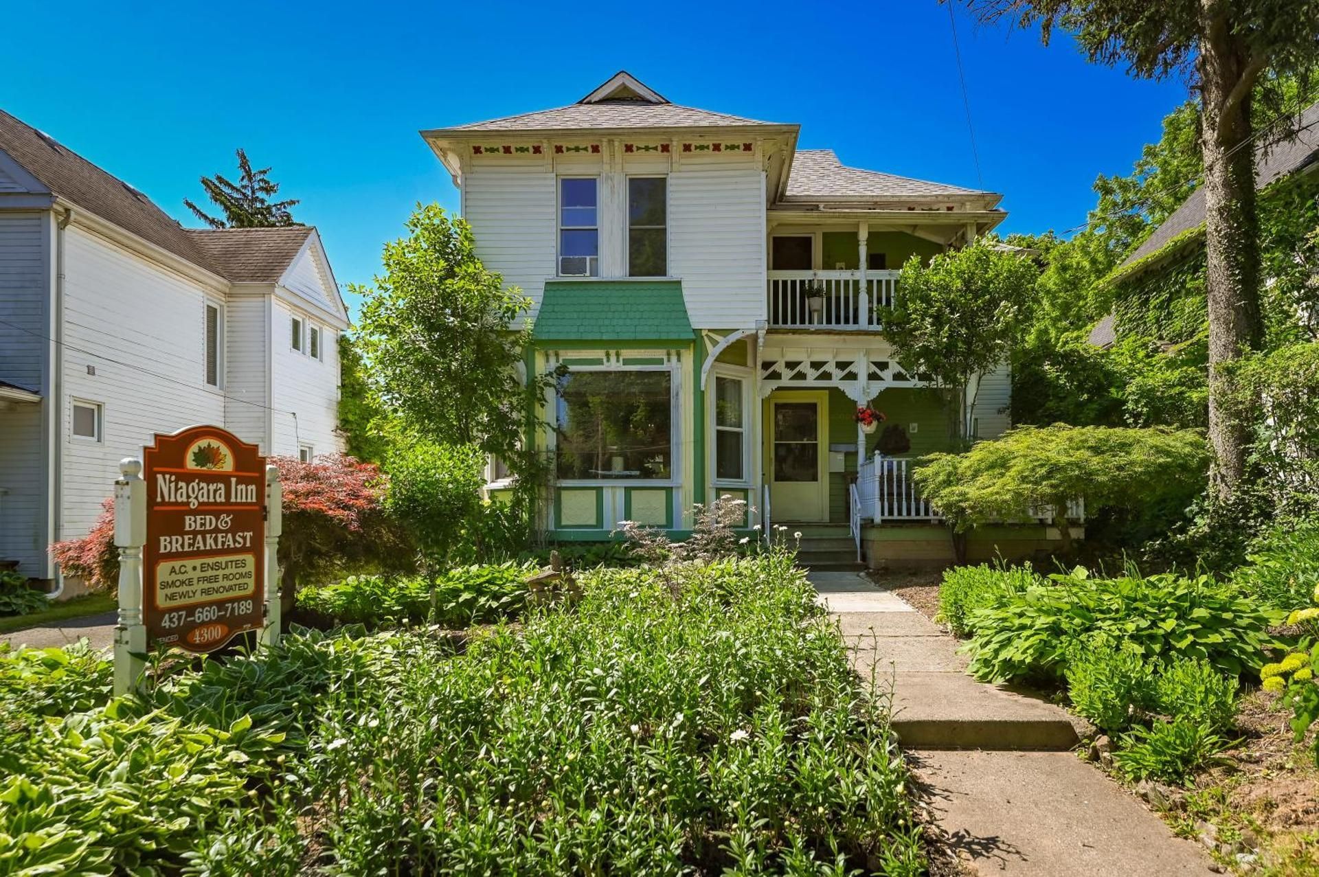 Niagara Inn Bed and Breakfast