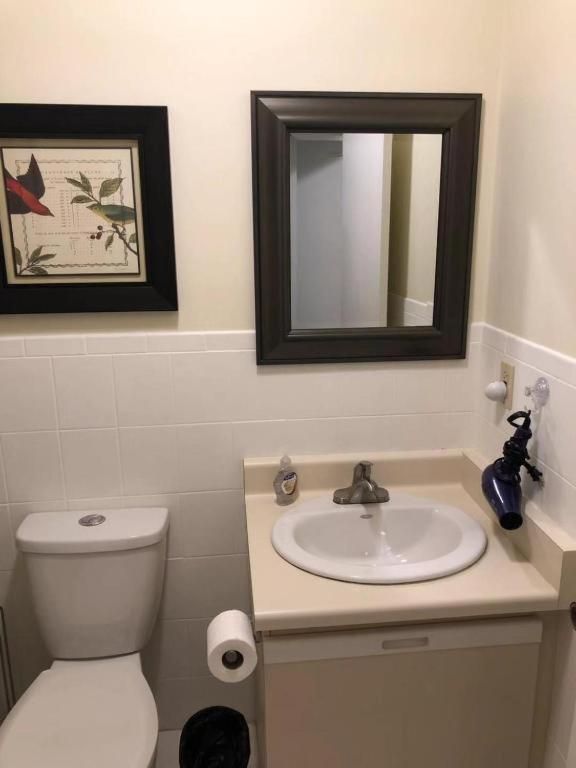 Butterfly Manor King Room 3