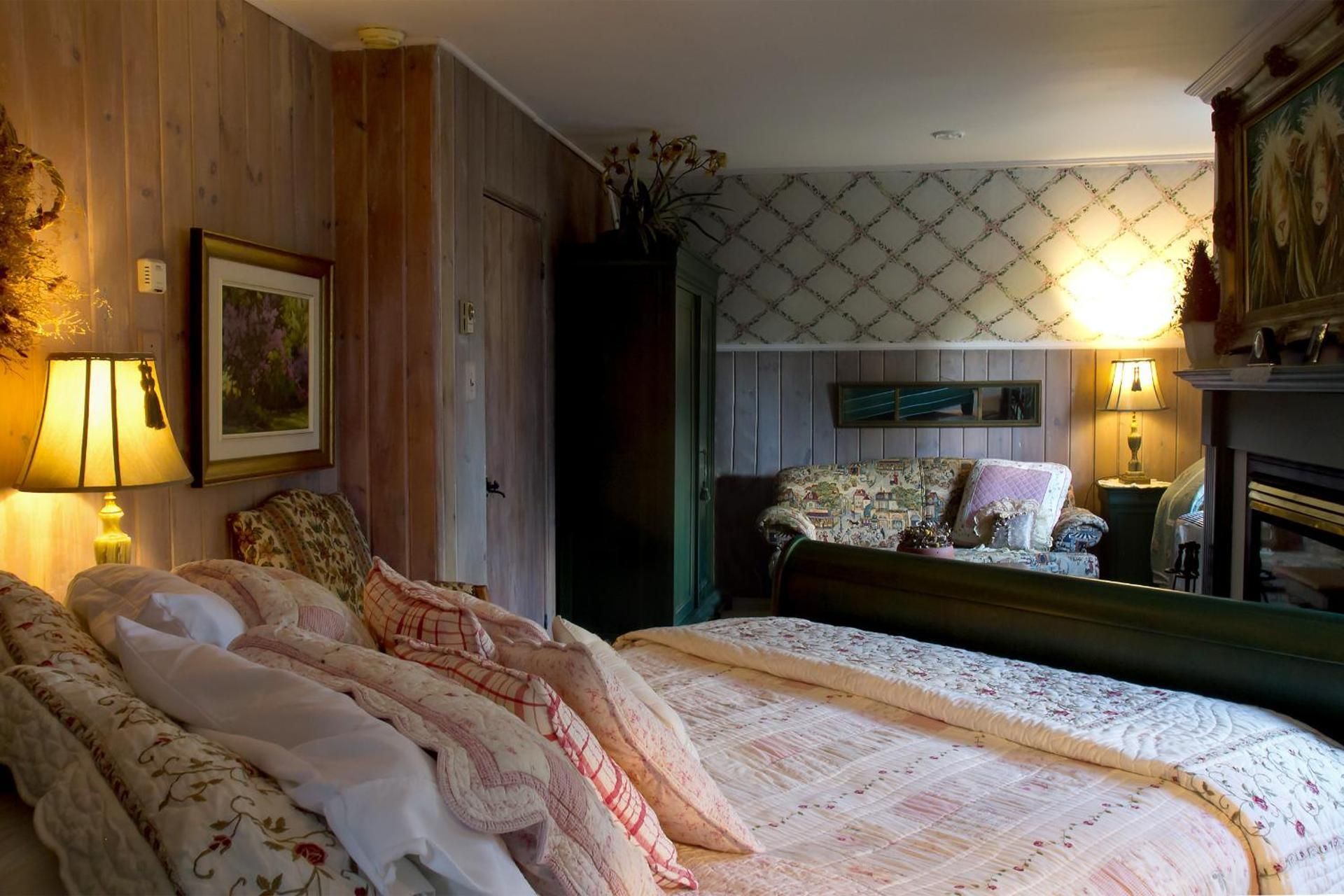 Queen Suite