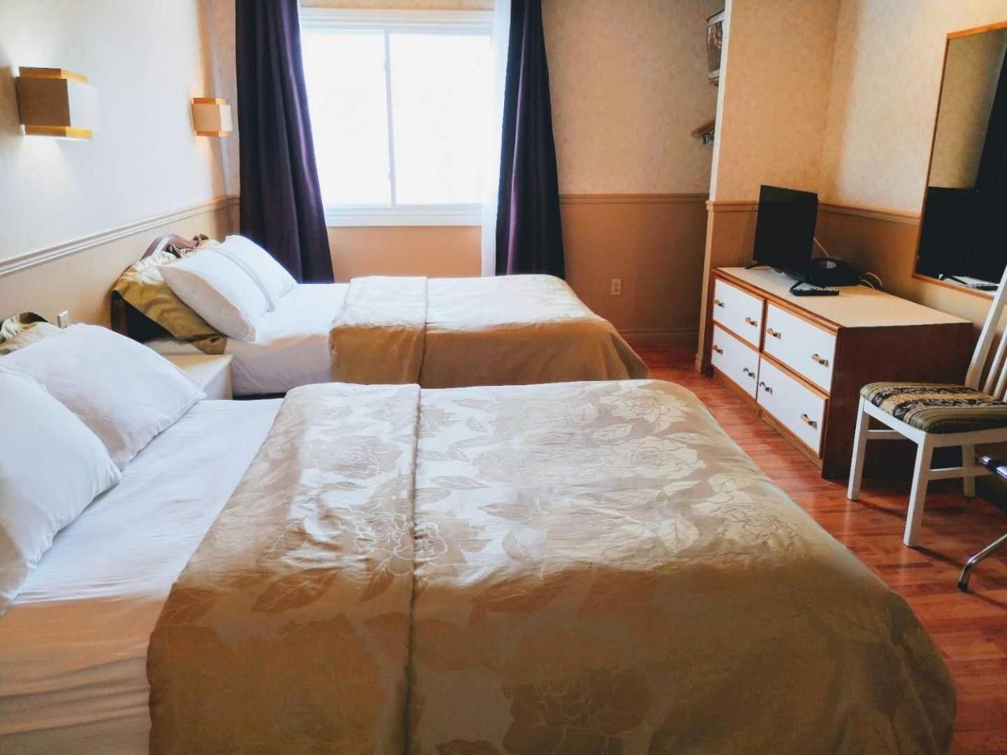 Studio with Two Double Beds
