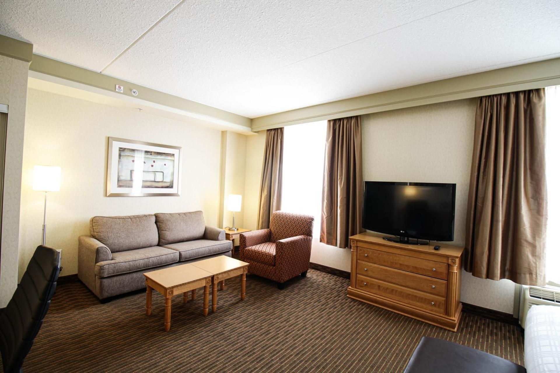 1 King Bed, Suite, Non-Smoking