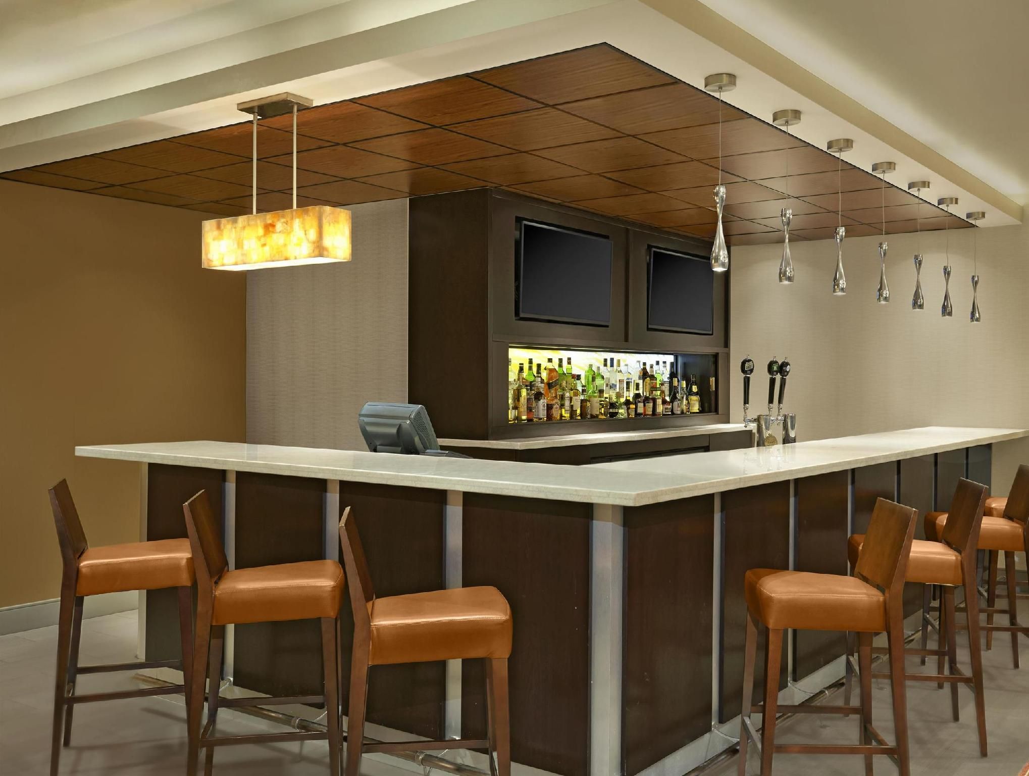 bar/lounge
