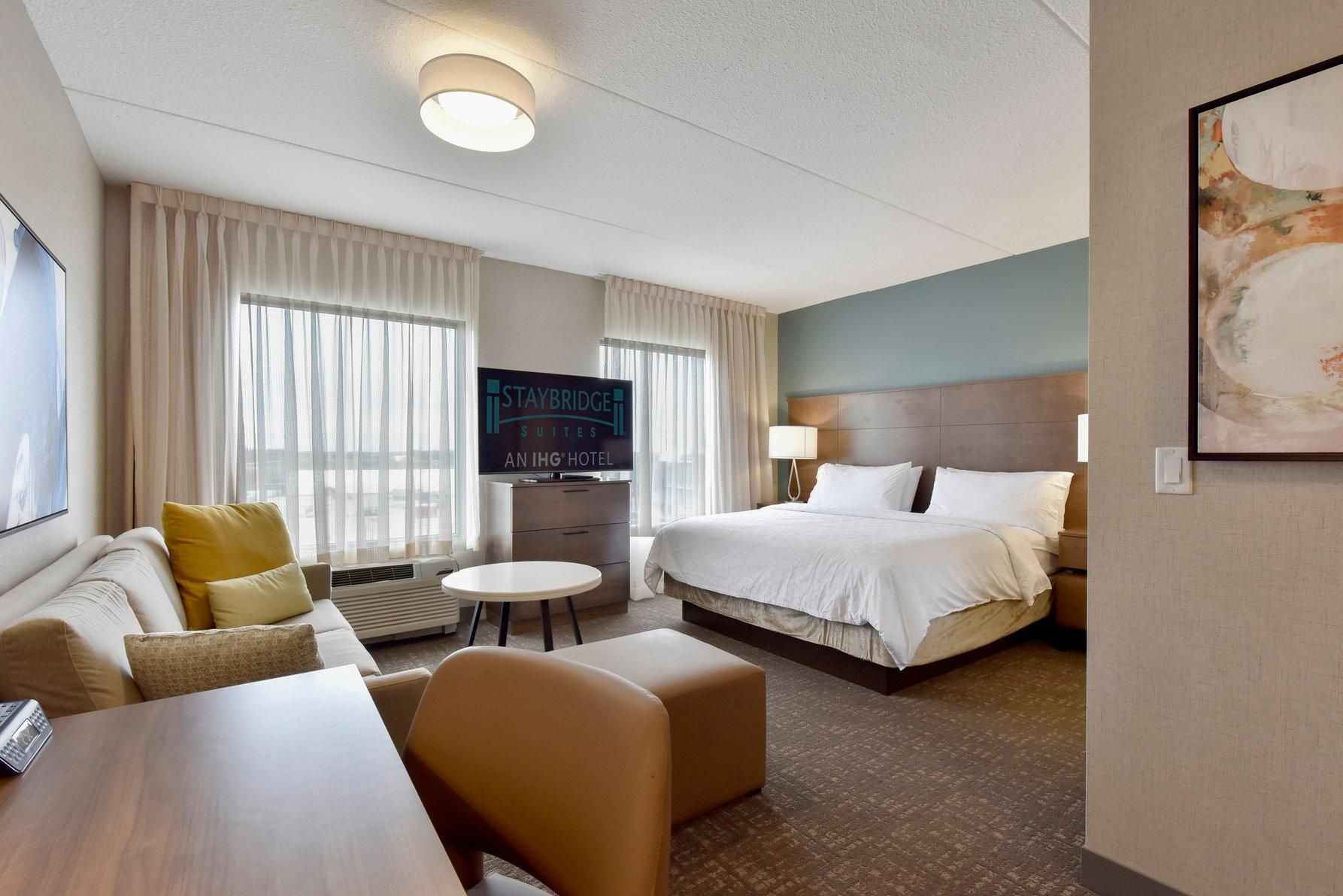 1 King Bed Studio Suite