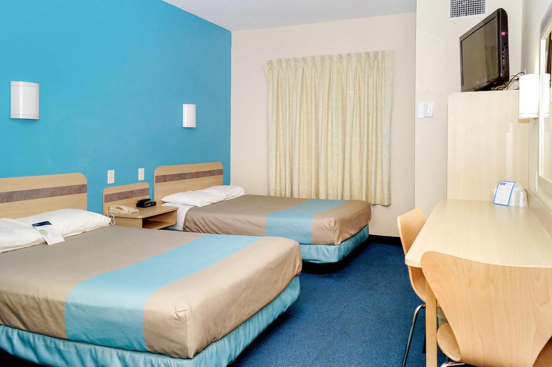 Deluxe Quadruple Room - Non-Smoking