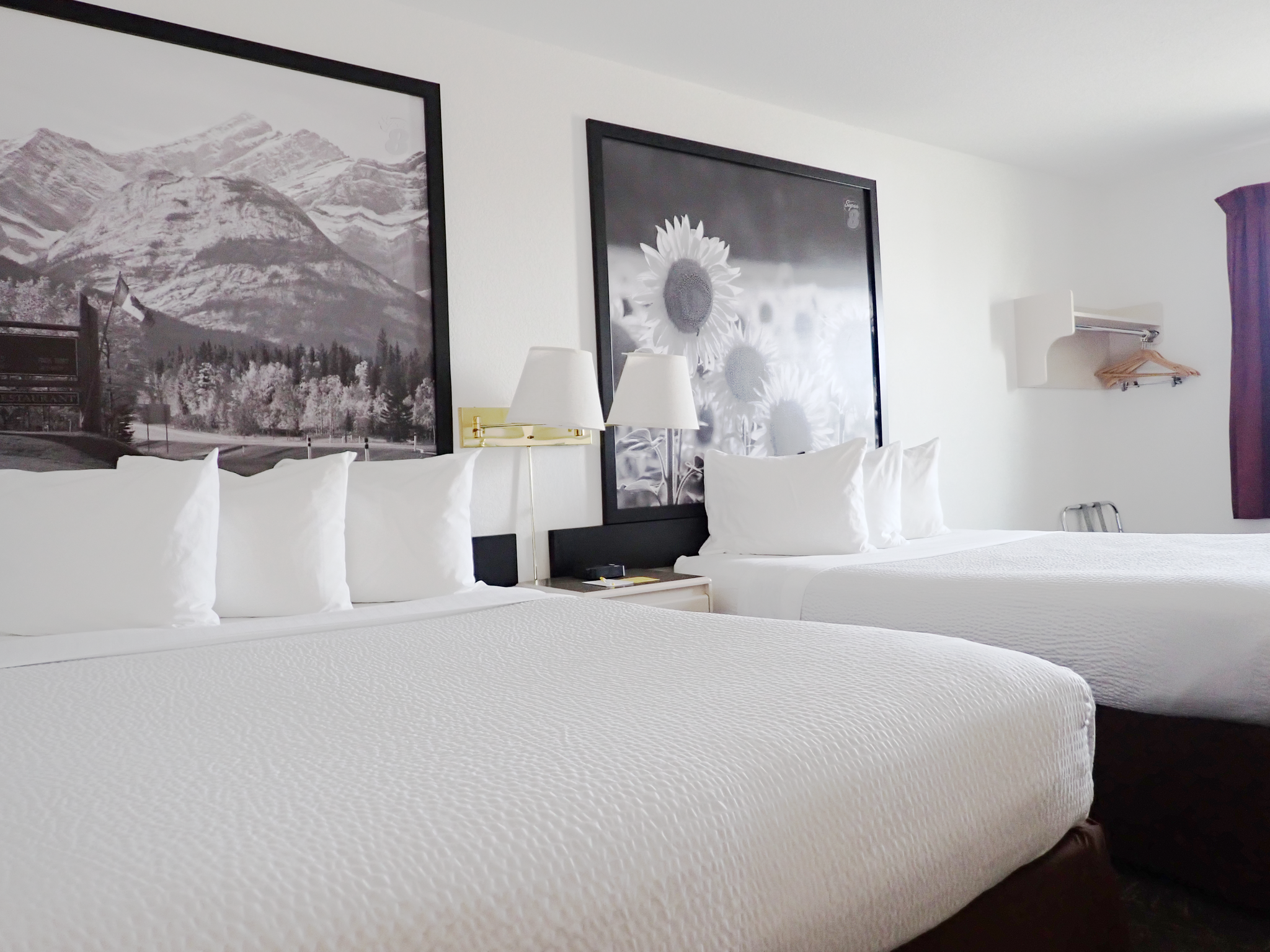 2 Queen Beds, Deluxe Drive-Up Room, Ground Floor, Non-Smoking