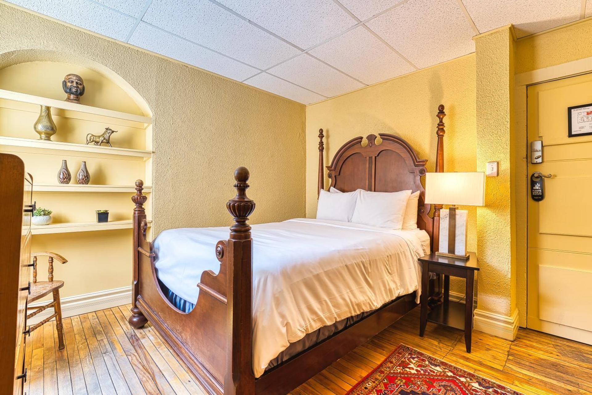 One-Bedroom Suite