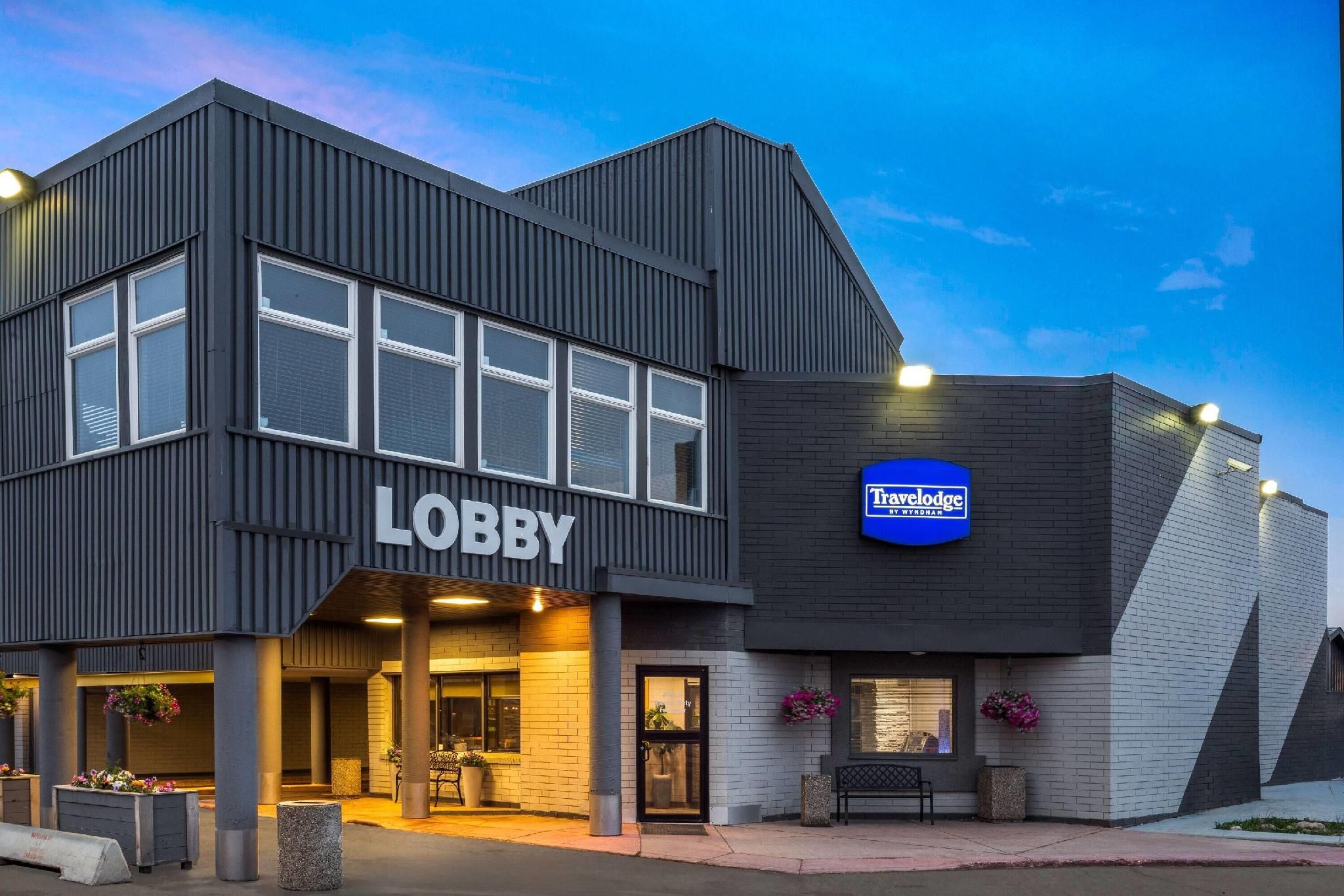 Travelodge by Wyndham Grande Prairie