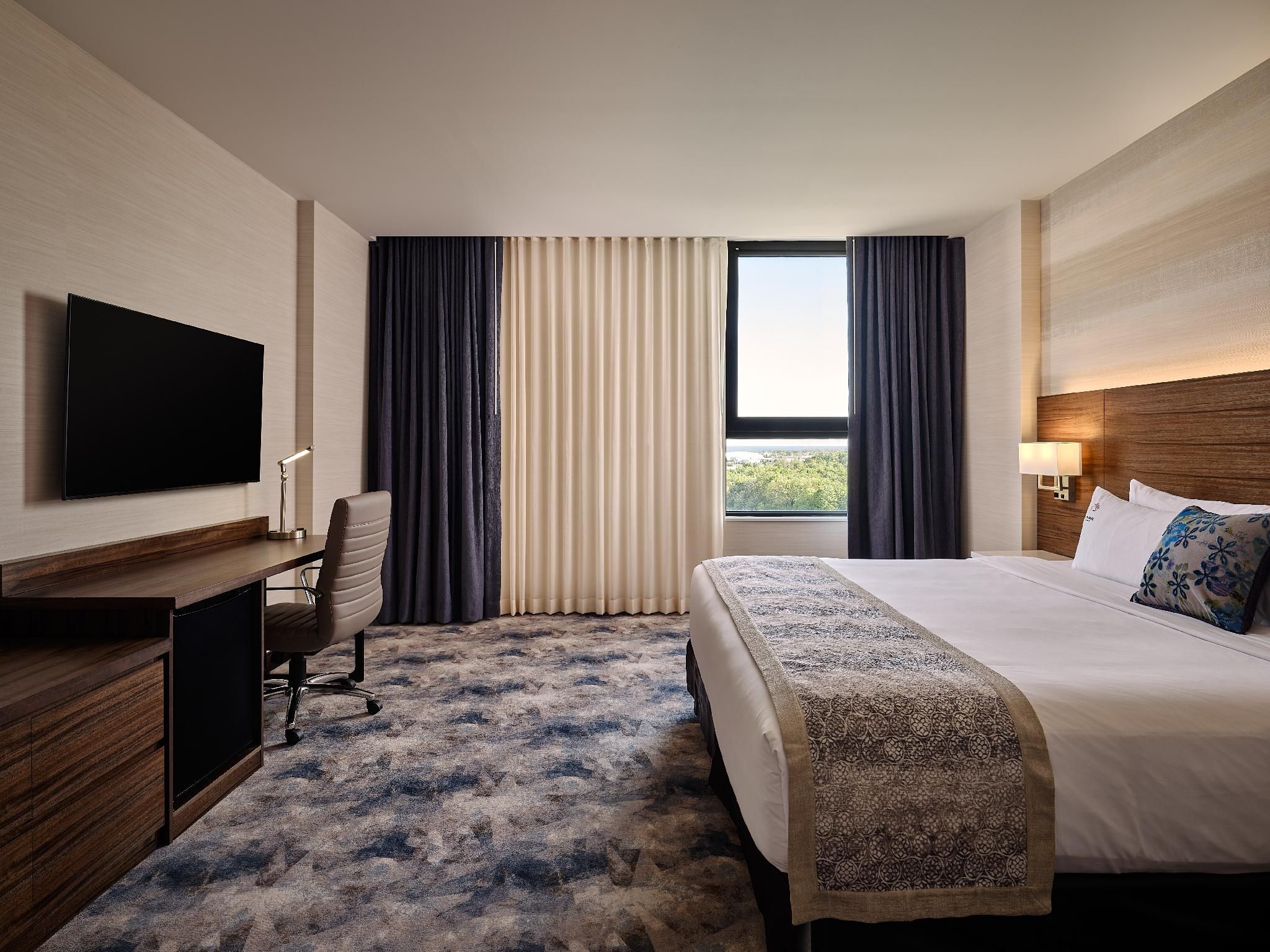 Pickering Casino Resort Hotel Accessible King Room 2