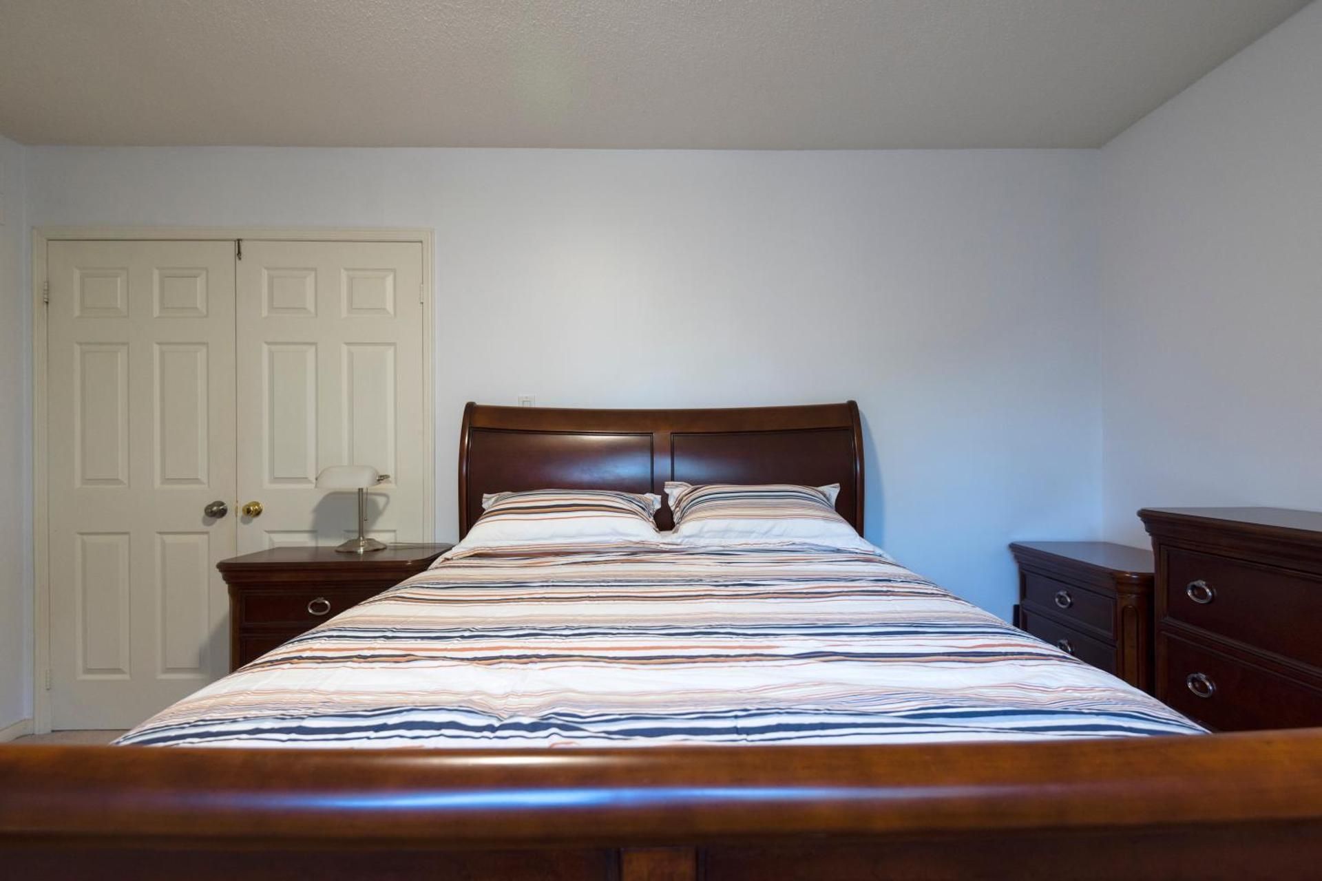 Deluxe Queen Suite
