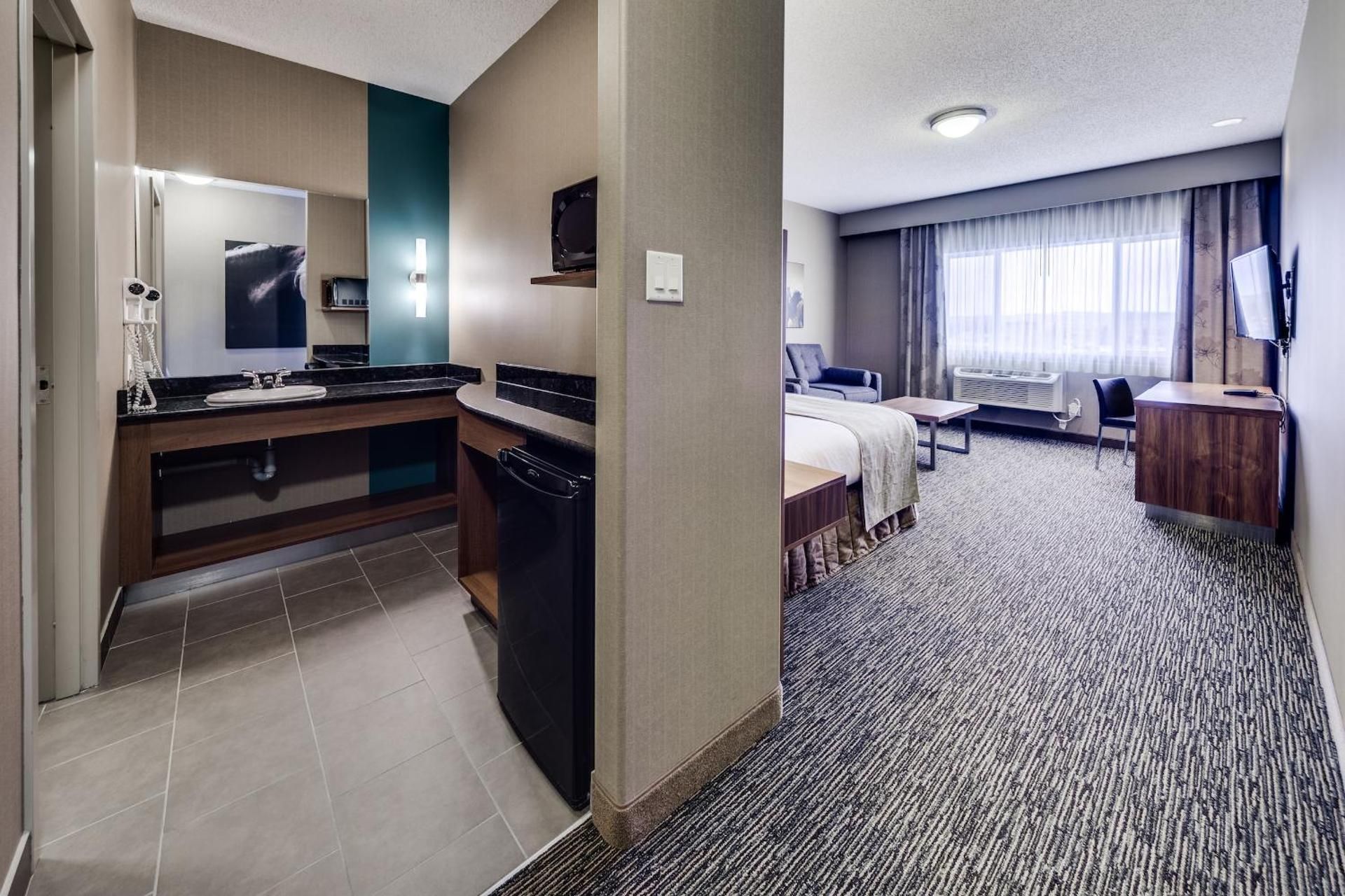 Deluxe King Room