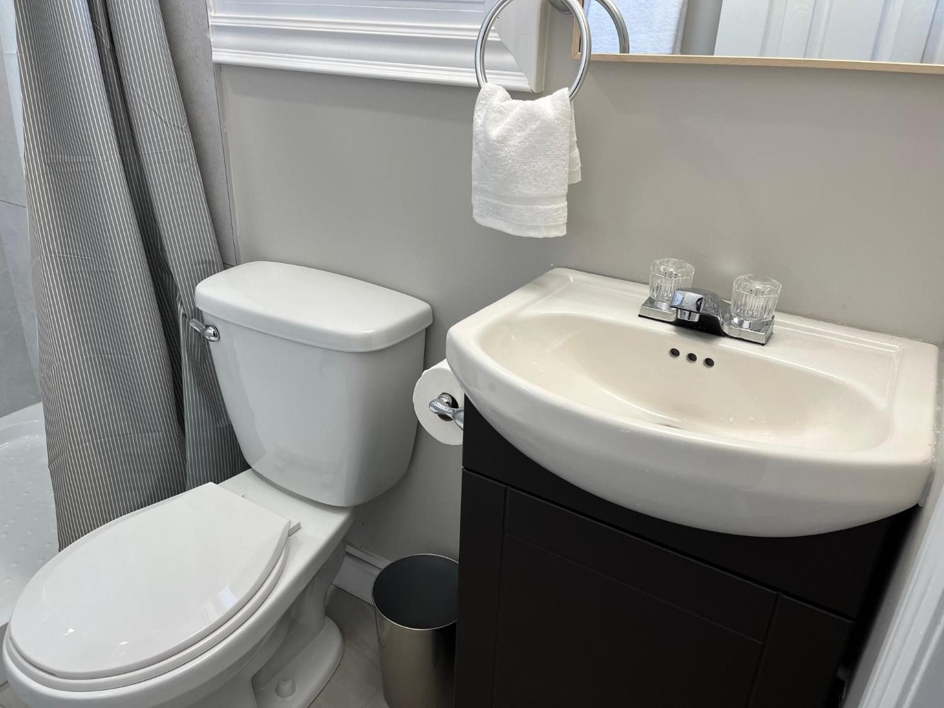 Miracle Motel Family Room 3