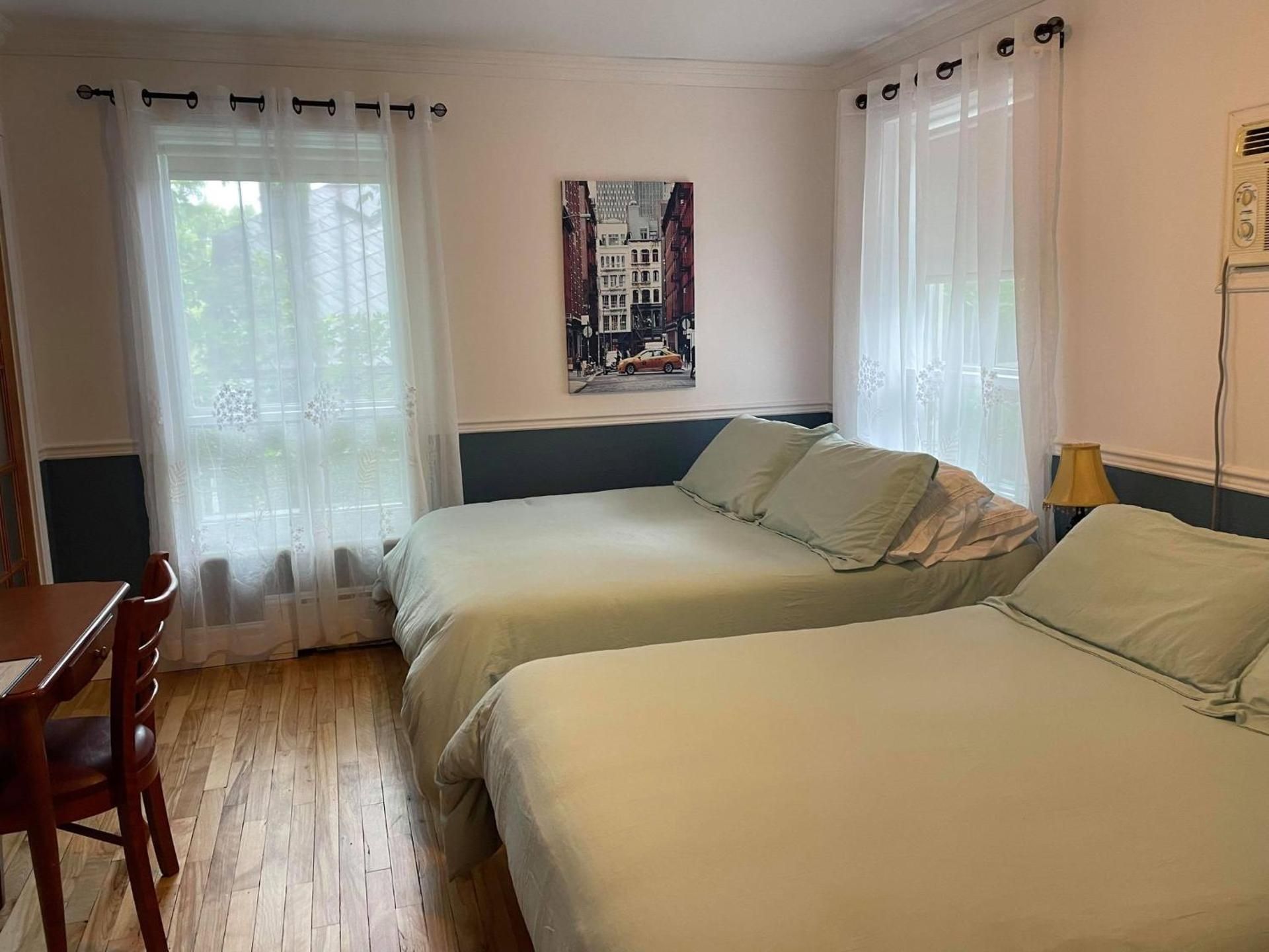 Quadruple Room with Private Bathroom