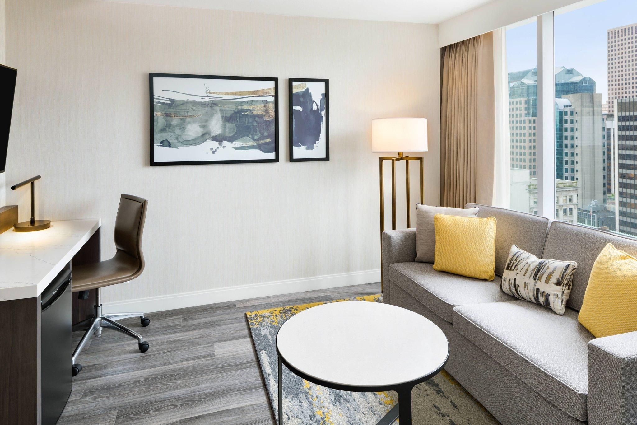 Suite, 1 King, Sofa bed, City view, Corner room
