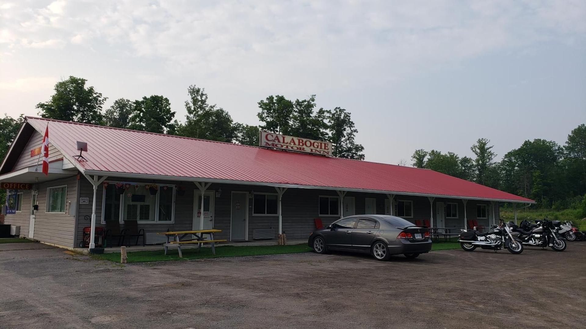 Calabogie Motor Inn