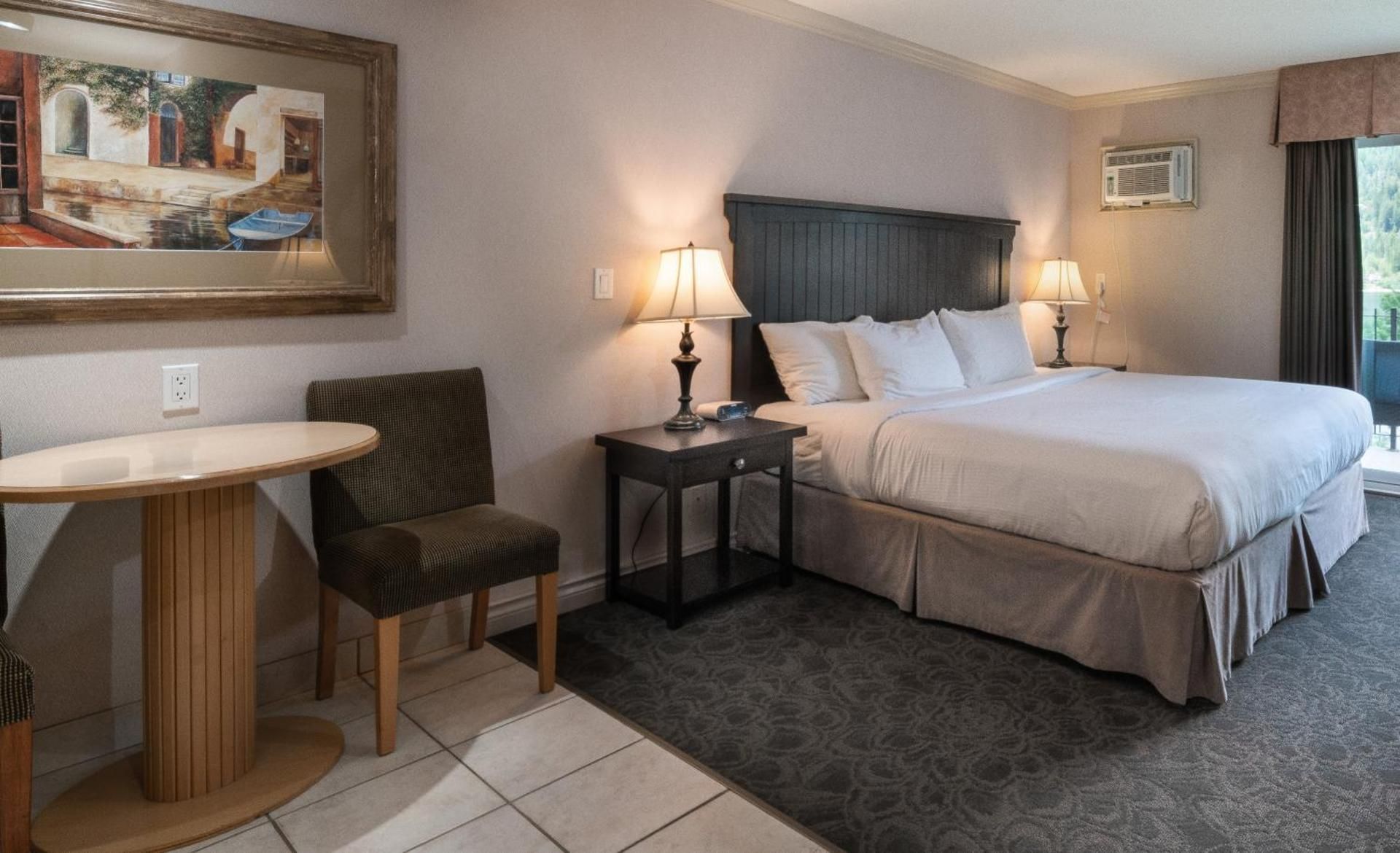 Prestige Inn Nelson King Bed