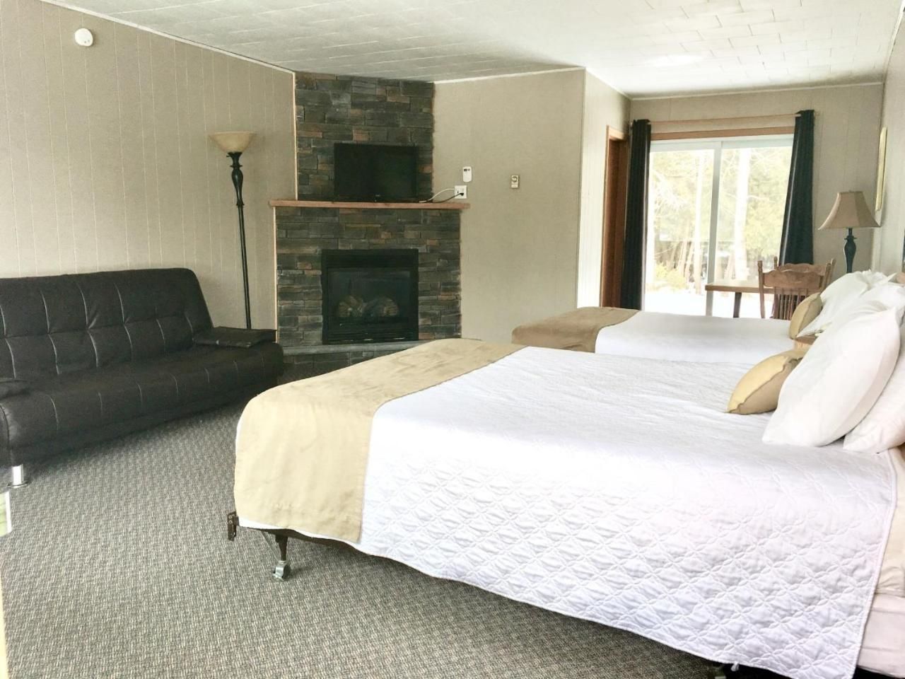 Standard Family Room
