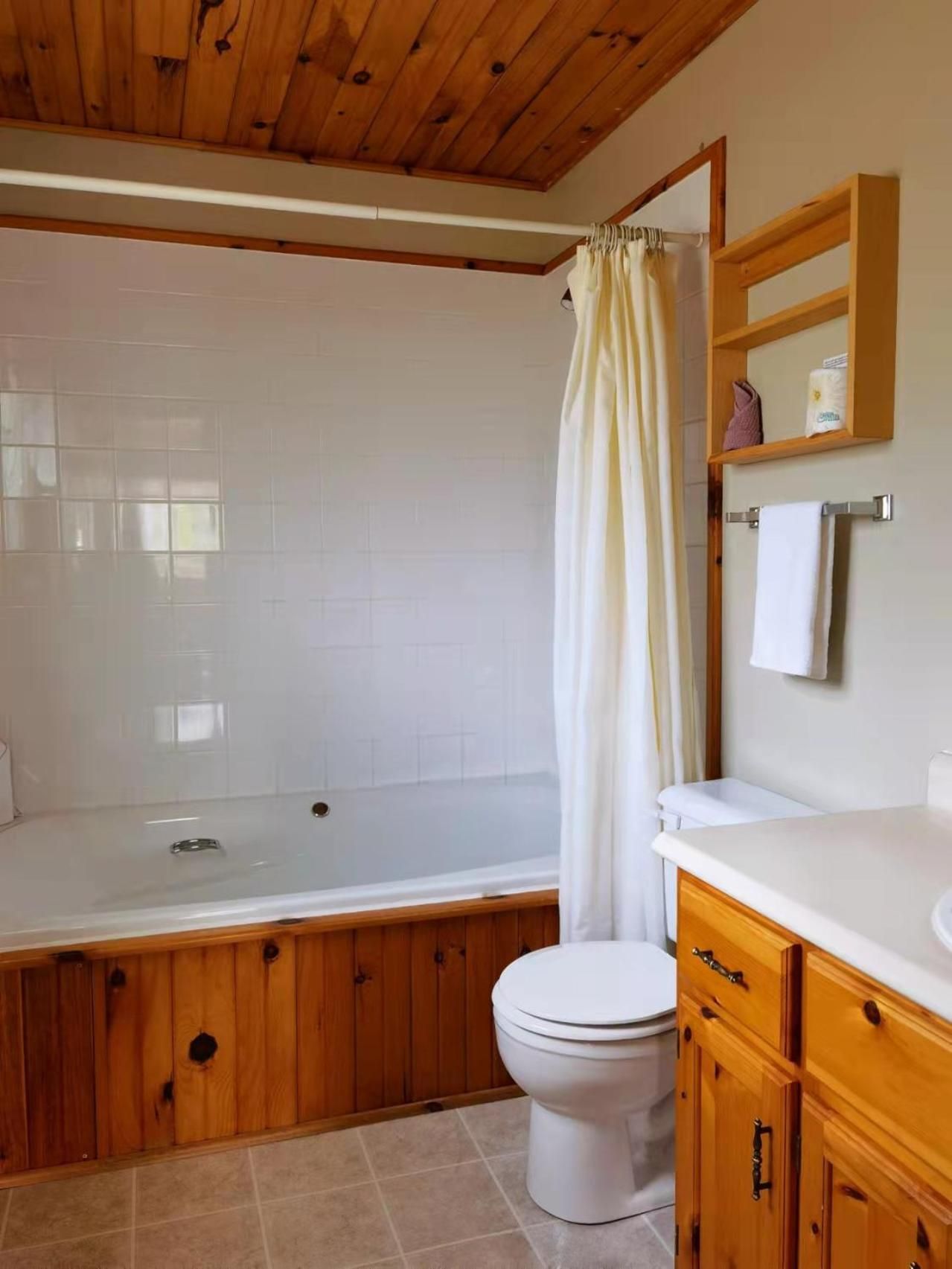One-Bedroom Cottage
