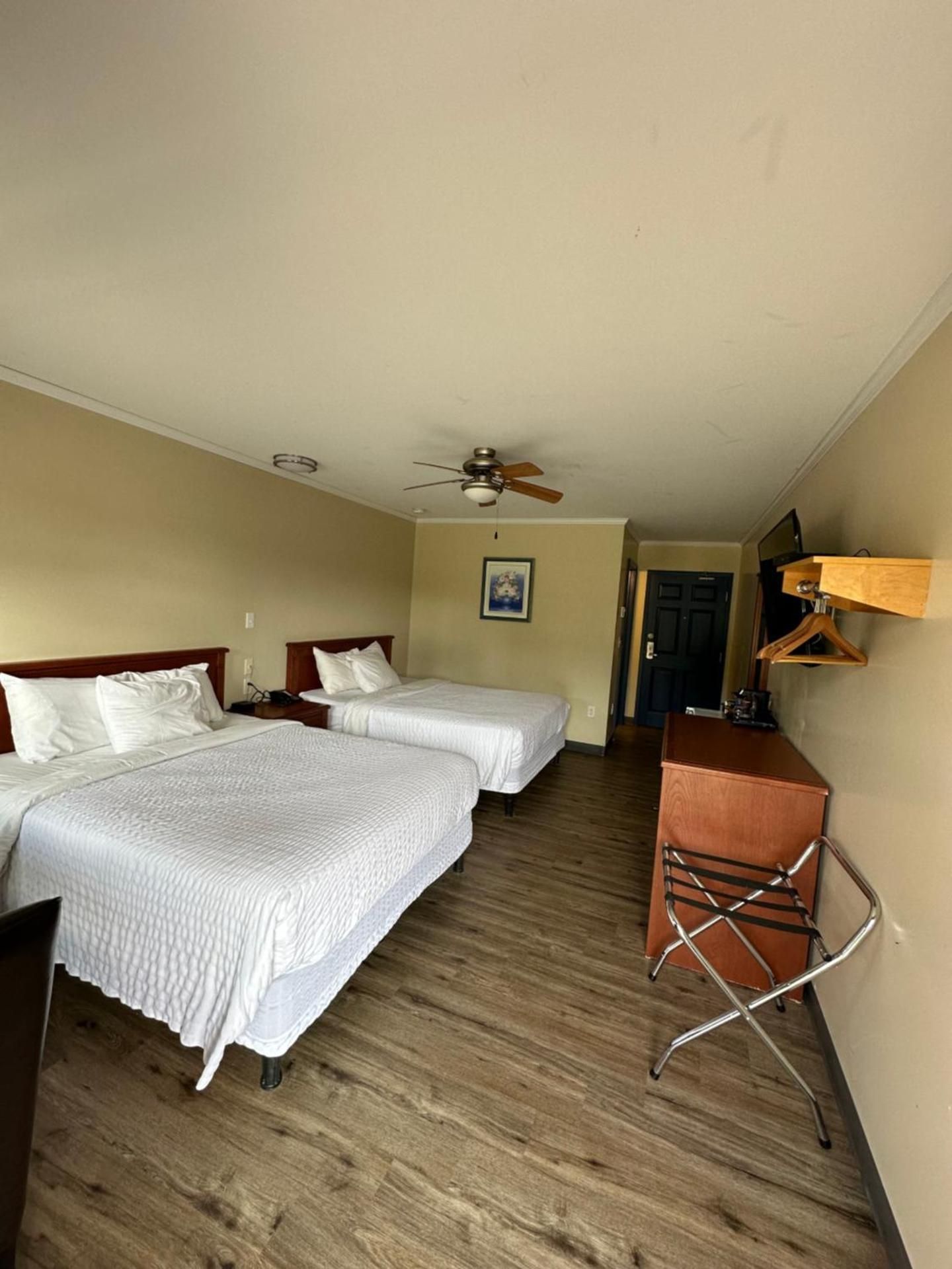 Queen Room