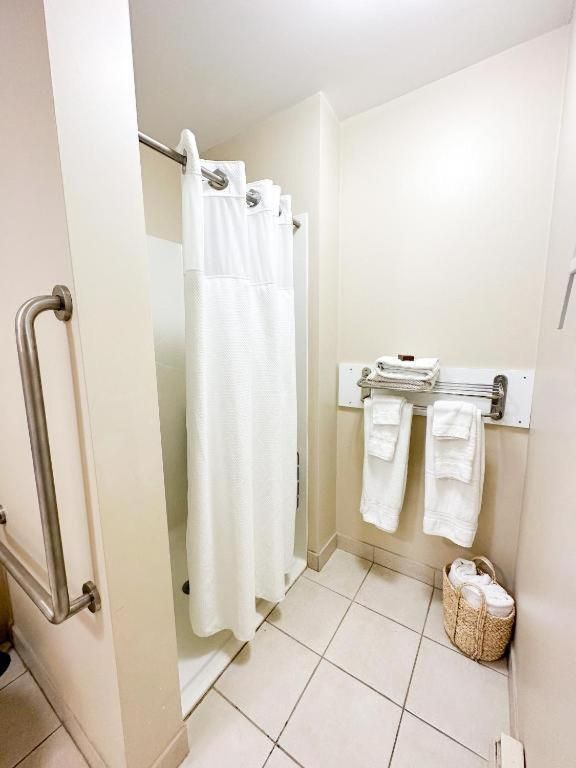 One-Bedroom Suite
