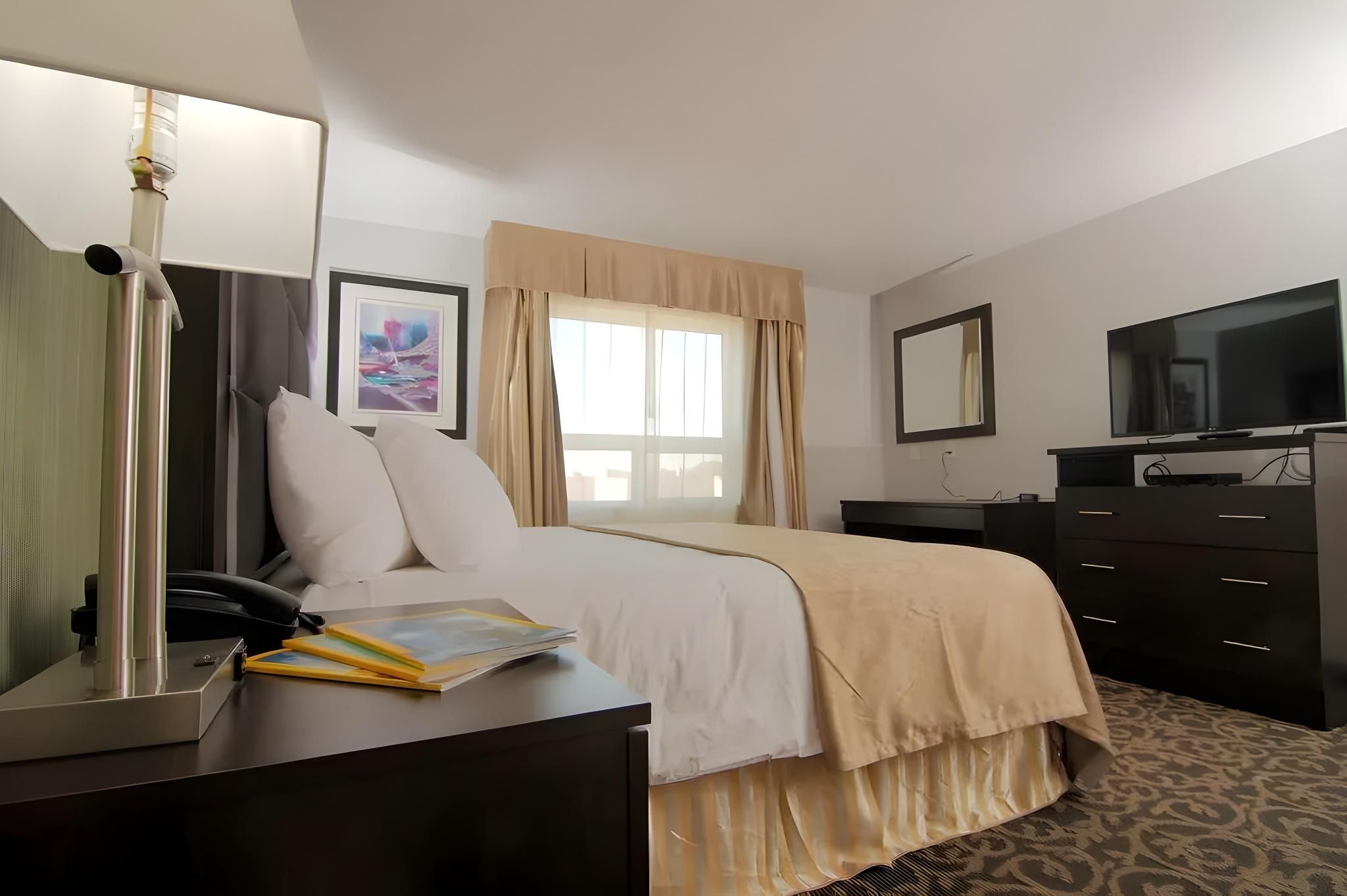 Standard King Room