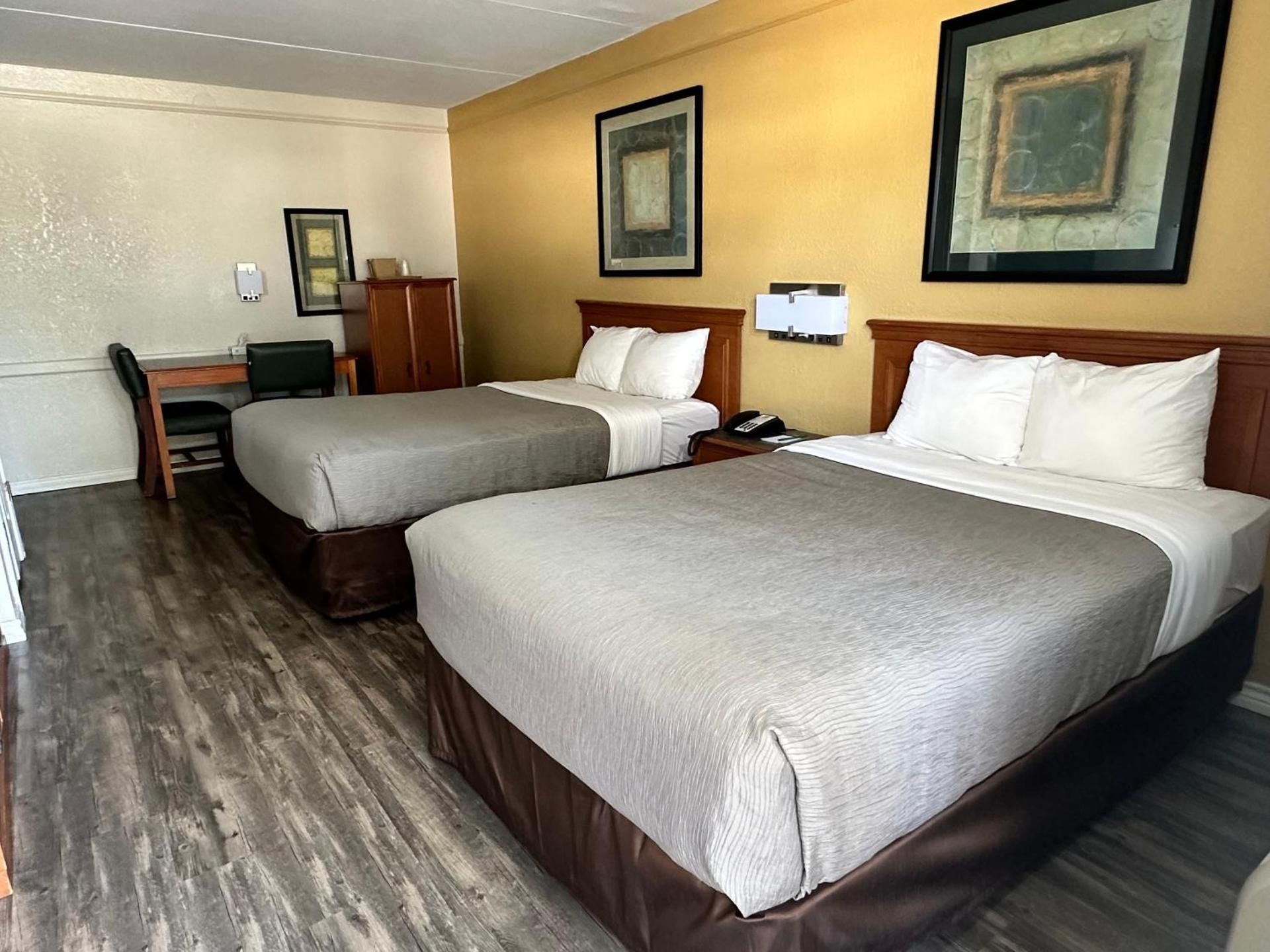 2 Full Bed